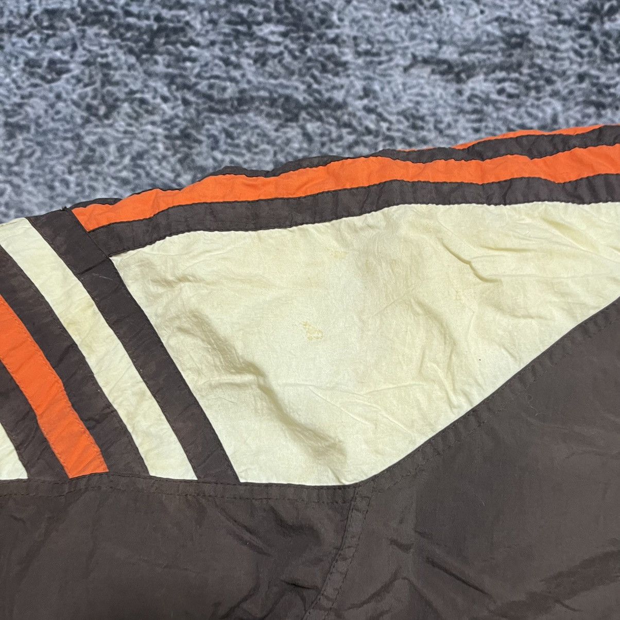Starter VINTAGE 90s CLEVELAND BROWNS STARTER NFL PUFFER JACKET Size US L / EU 52-54 / 3 - 7 Thumbnail