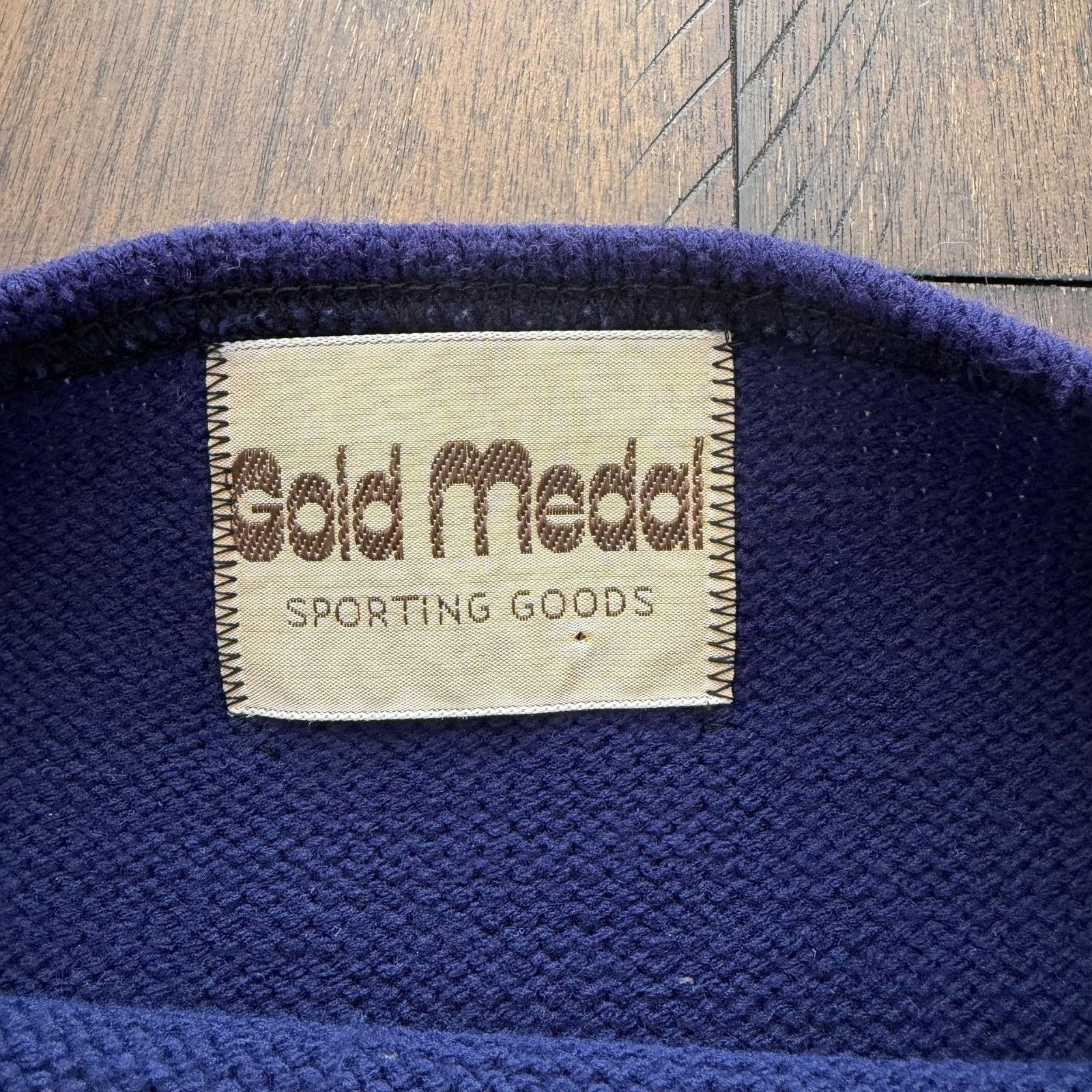 Vintage Vtg Gold Medal Sweater M Chestnut Hill Crewneck CH Letterman Size US M / EU 48-50 / 2 - 8 Thumbnail
