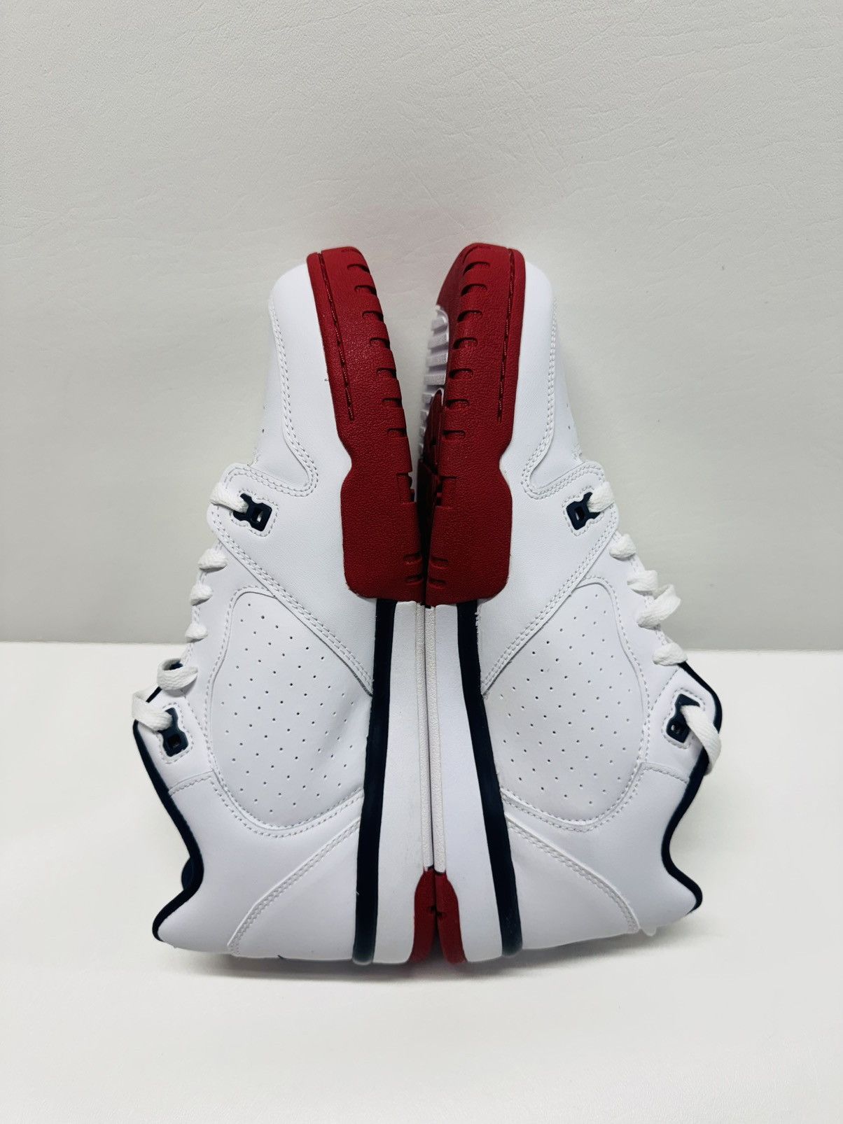 Nike Nike Cross Trainer Low White Gym Red Obsidian Size US 11 / EU 44 - 3 Thumbnail
