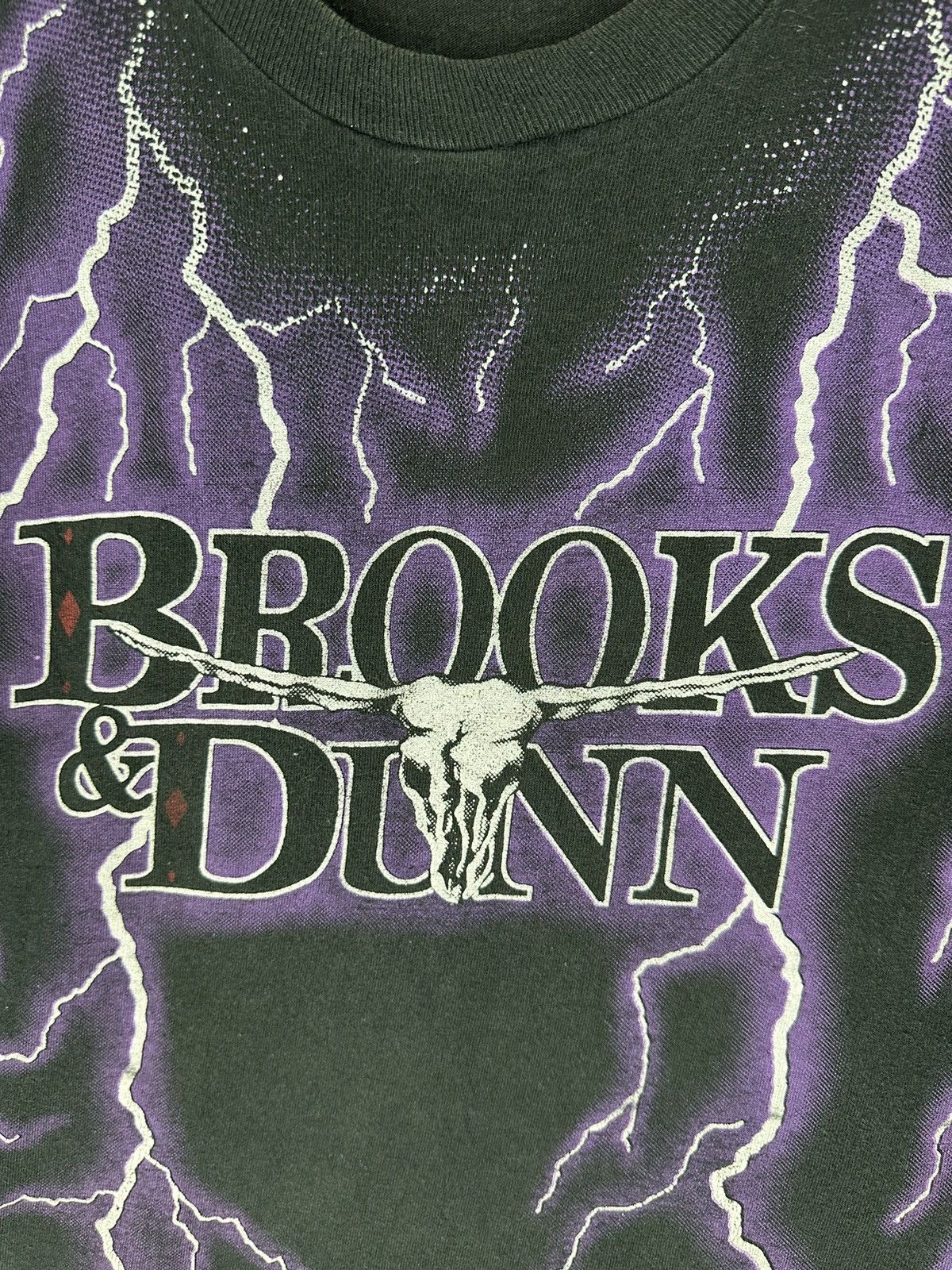 Band Tees × Vintage Vintage 90s Brooks And Dunn All Over Print Lightning Tee Size US XL / EU 56 / 4 - 5 Thumbnail
