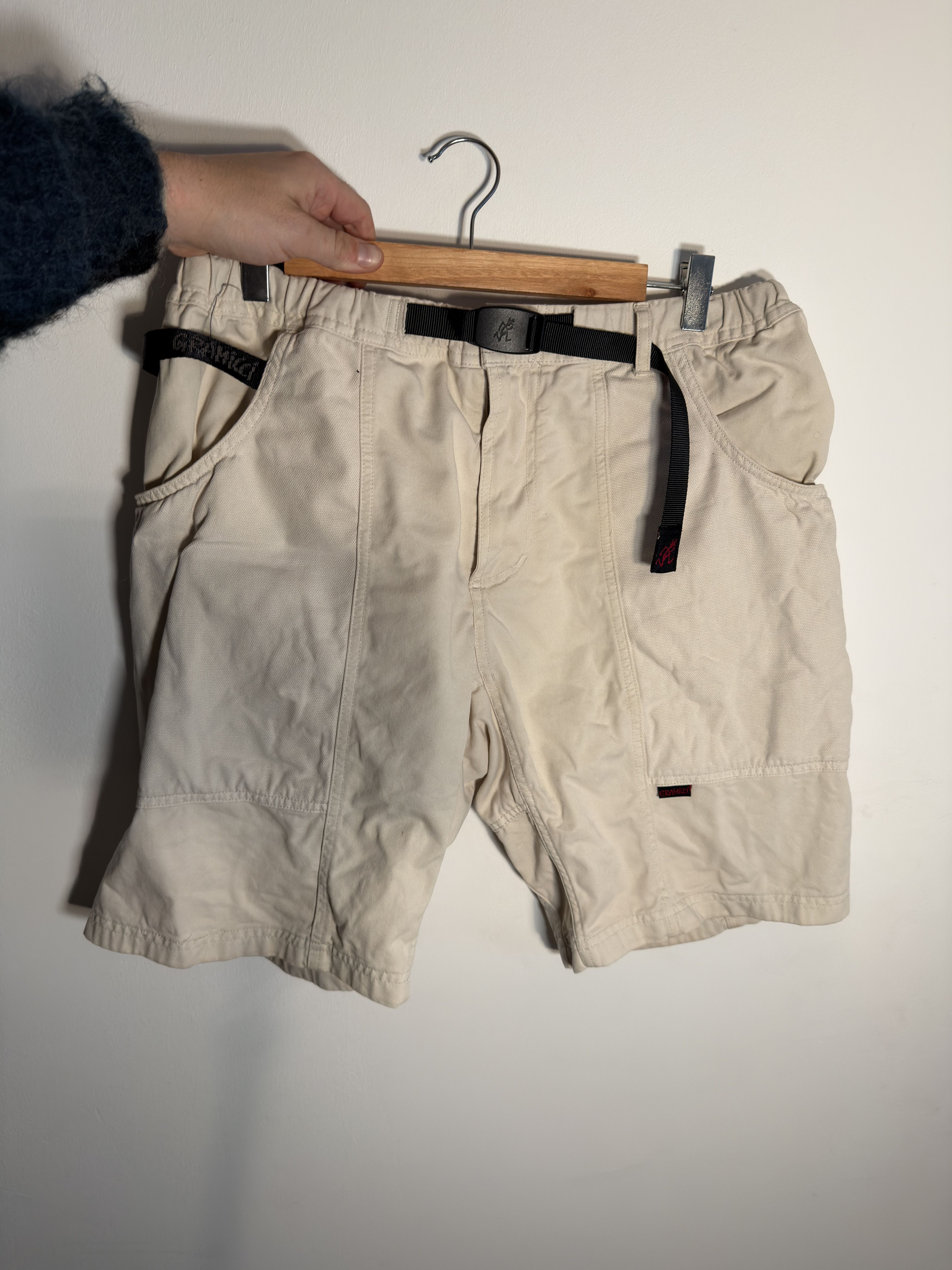 Gramicci Gramicci Gadget Shorts in White Size US 32 / EU 48 - 1 Thumbnail