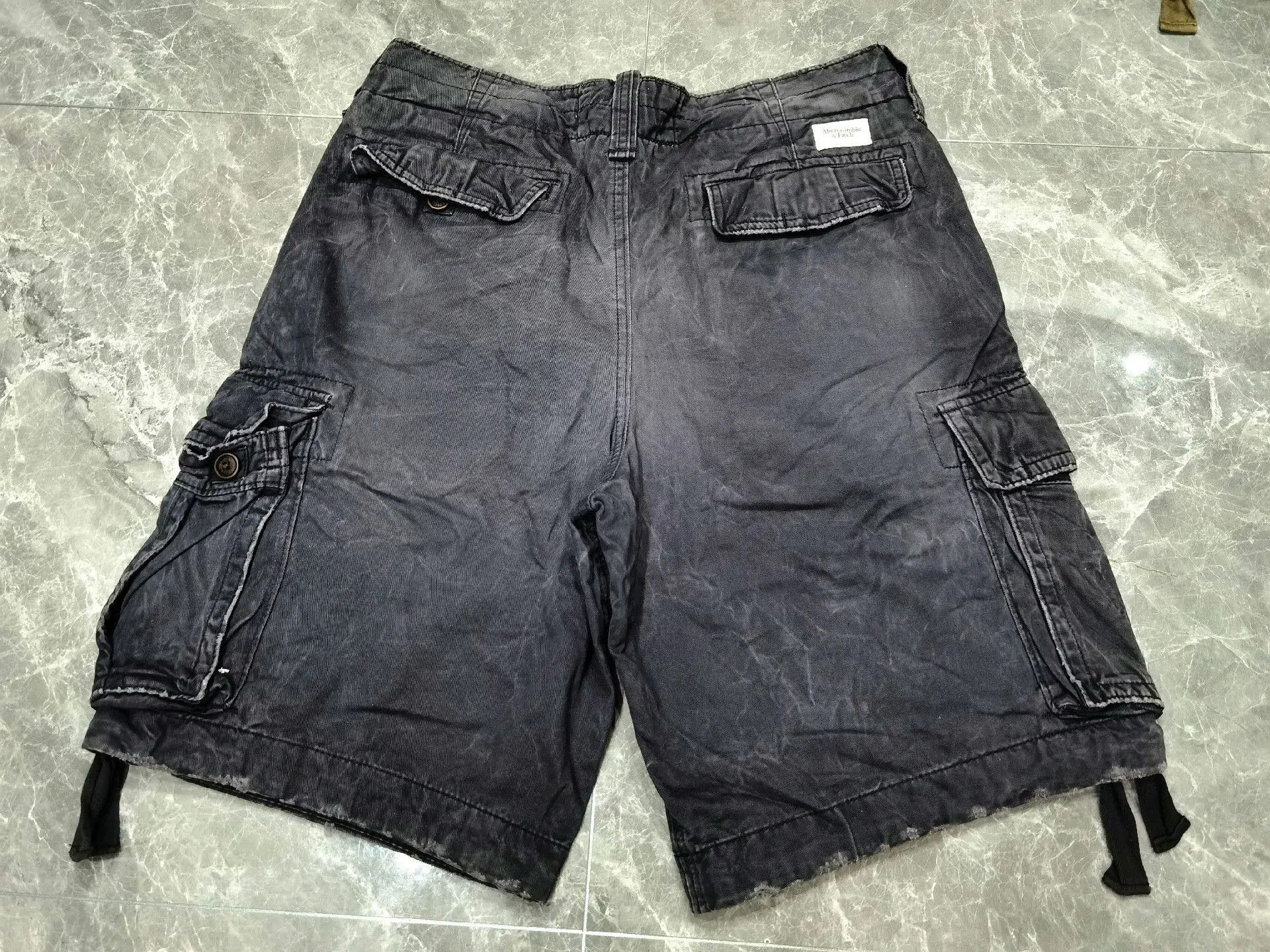 Other Distressed Washed Cargo Shorts W34. Size US 34 / EU 50 - 3 Thumbnail