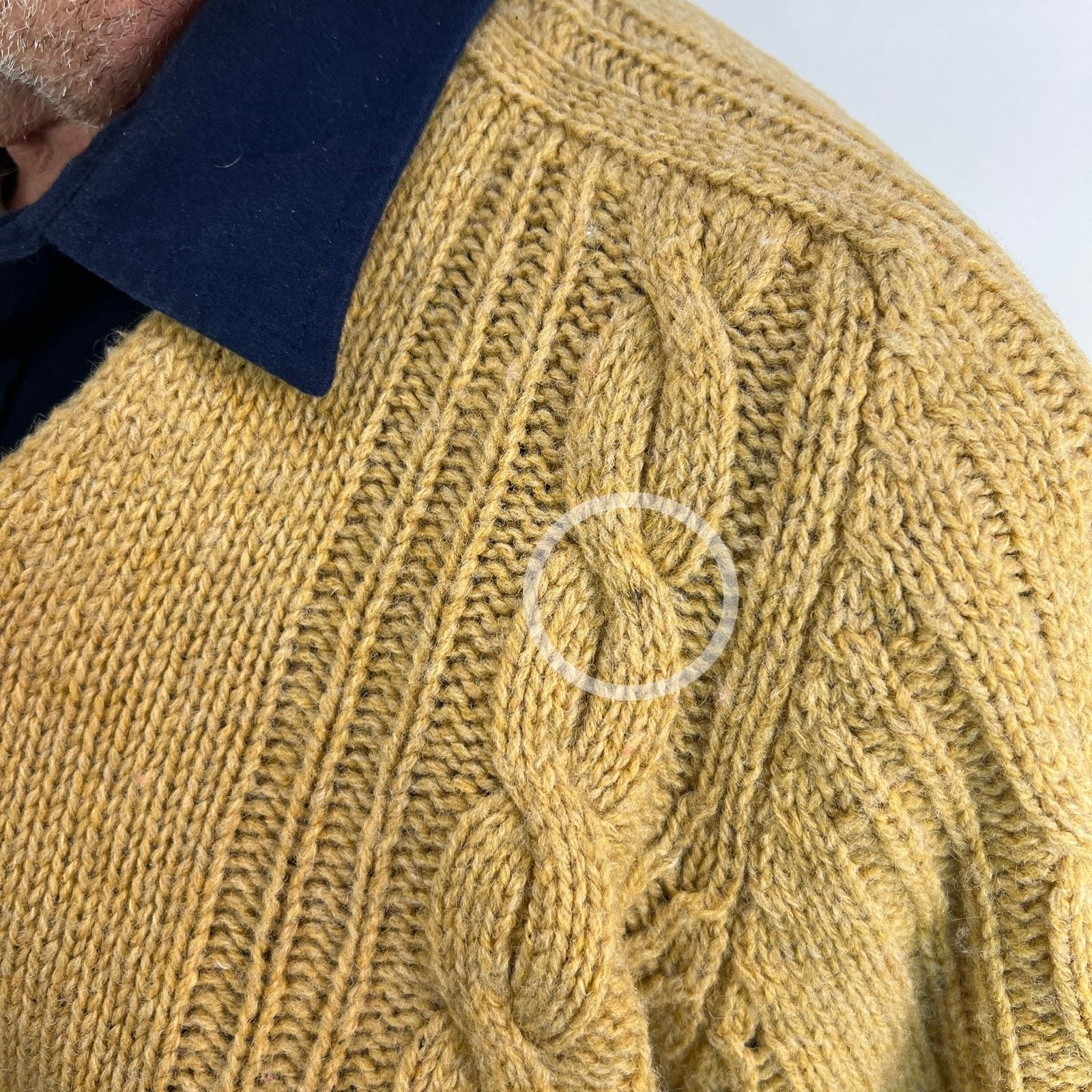 Vintage Vintage Alan Paine Shetland Wool Cable Knit Cardigan Tan Size US M / EU 48-50 / 2 - 5 Thumbnail
