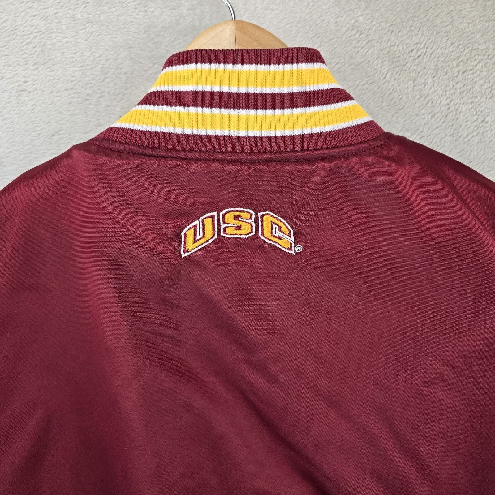 Colosseum Athletics Vintage USC Trojans Satin Jacket Large Bomber Colosseum 90s Size US L / EU 52-54 / 3 - 11 Thumbnail