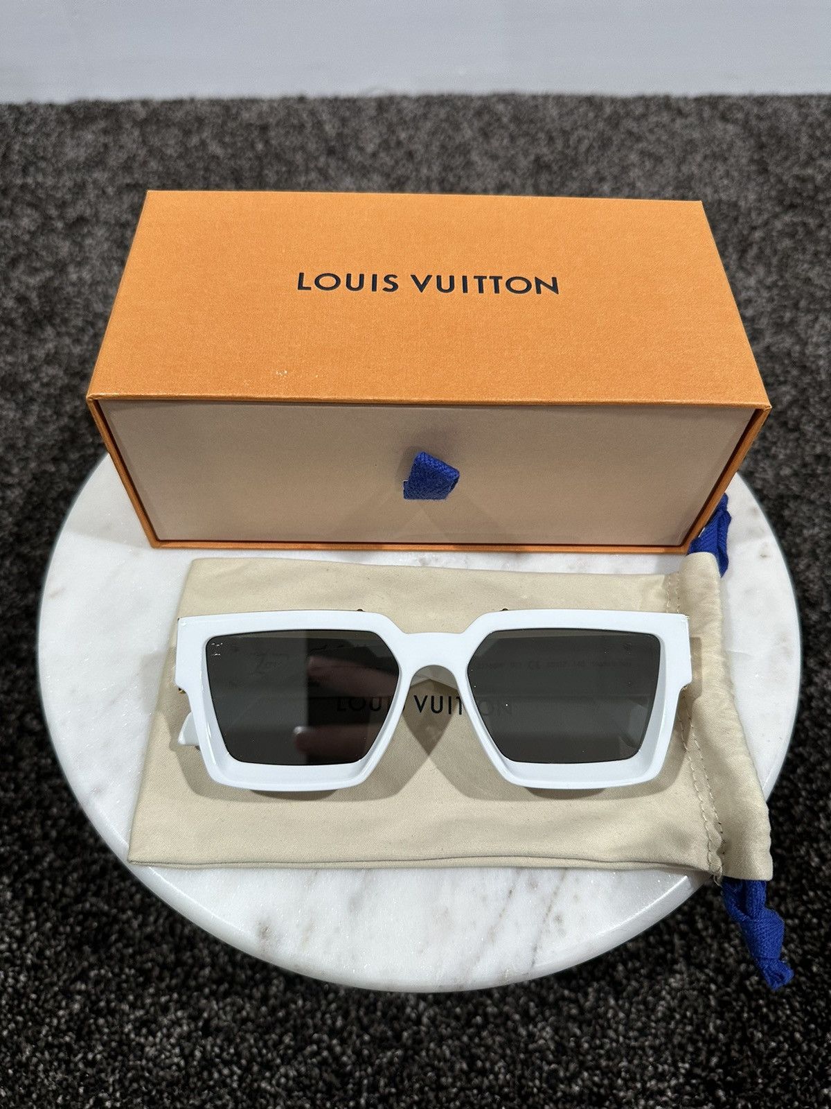 Louis Vuitton Louis Vuitton Virgil Abloh White 1.1 Millionaires Sunglasses Size ONE SIZE - 1 Thumbnail