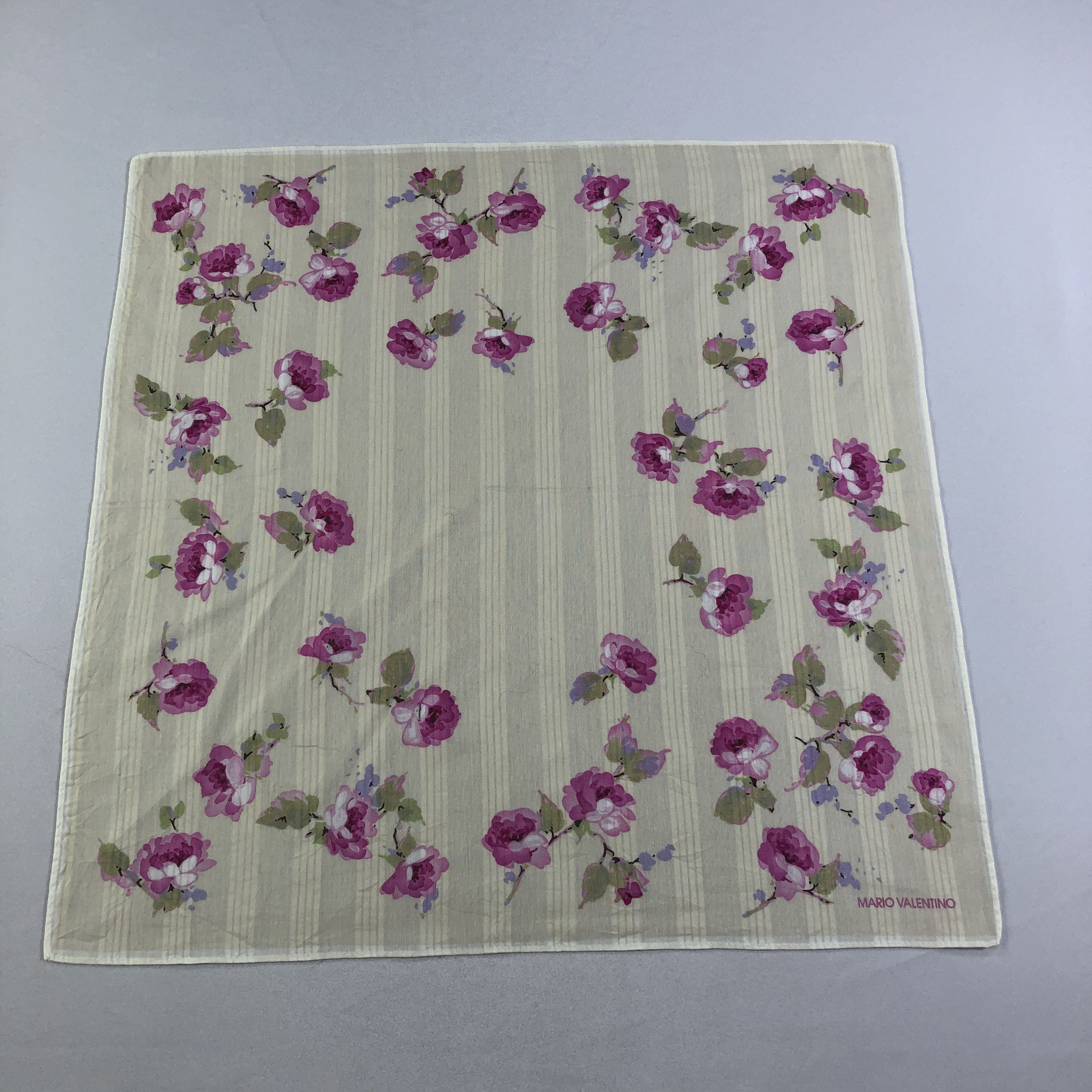 Mario Valentino × Vintage Mario Valentino Handkerchief Neckerchief Bandana H2110 Size ONE SIZE - 1 Thumbnail