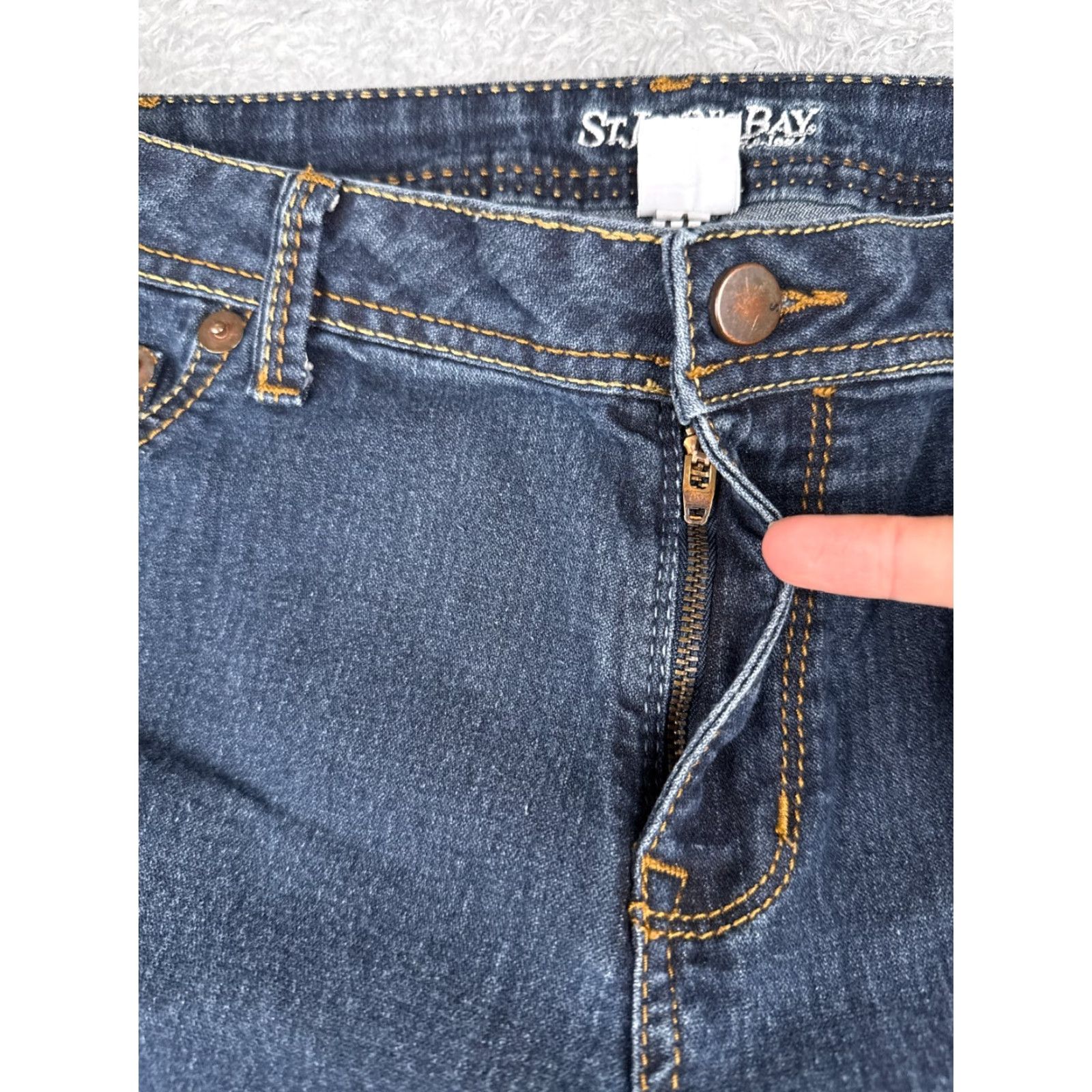 Vintage VINTAGESt. Johns Bay Jeans Womens 10 Blue Denim Bootcut Dark Wash Cotton Blend 30x31 Size 32" / US 10 / IT 46 - 5 Thumbnail
