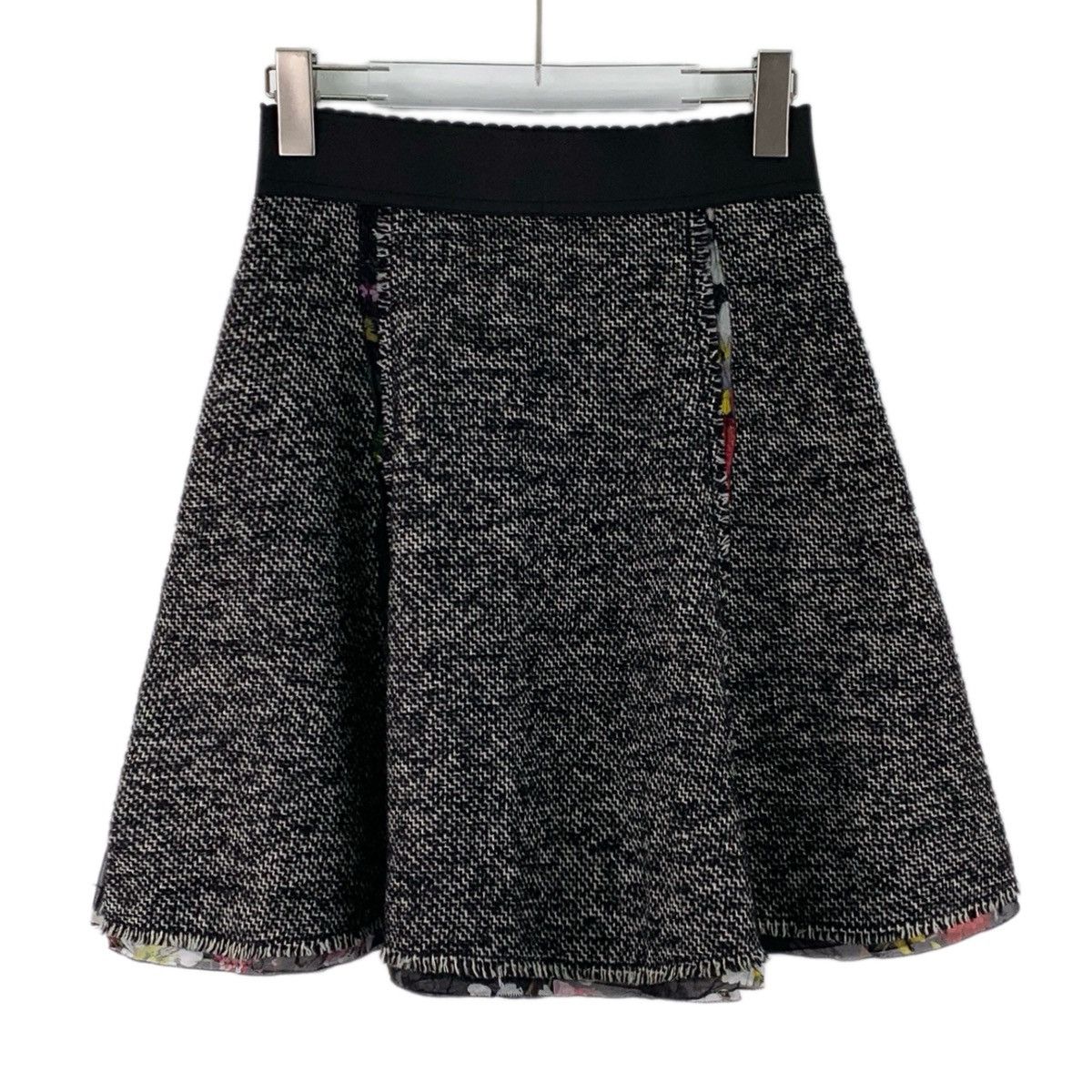 Dolce & Gabbana Dolce&Gabbana Black Casual Woolen Mini Skirt K26WX Size 26" / US 2 / IT 38 - 1 Thumbnail