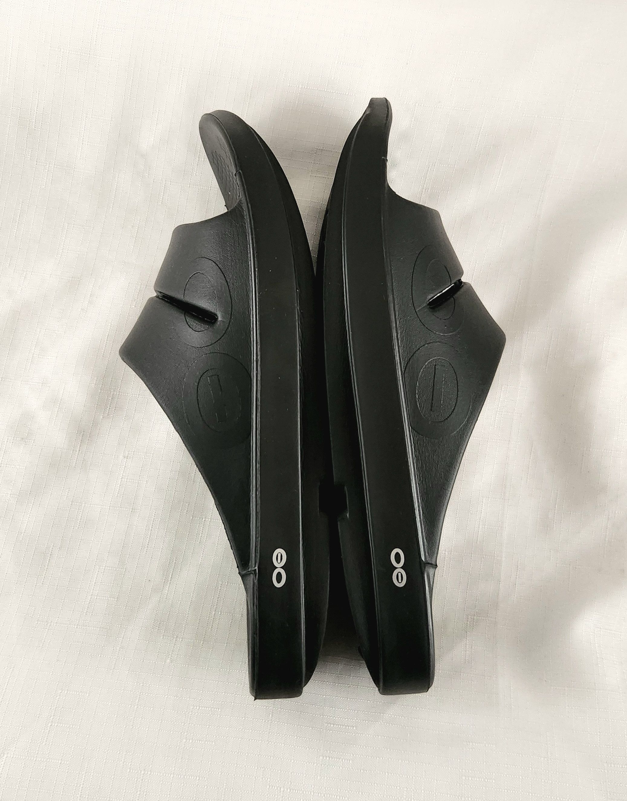 OOF Wear OOFOS OOahh Slide Sandal Size Men's 12 black Size US 12 / EU 45 - 7 Thumbnail