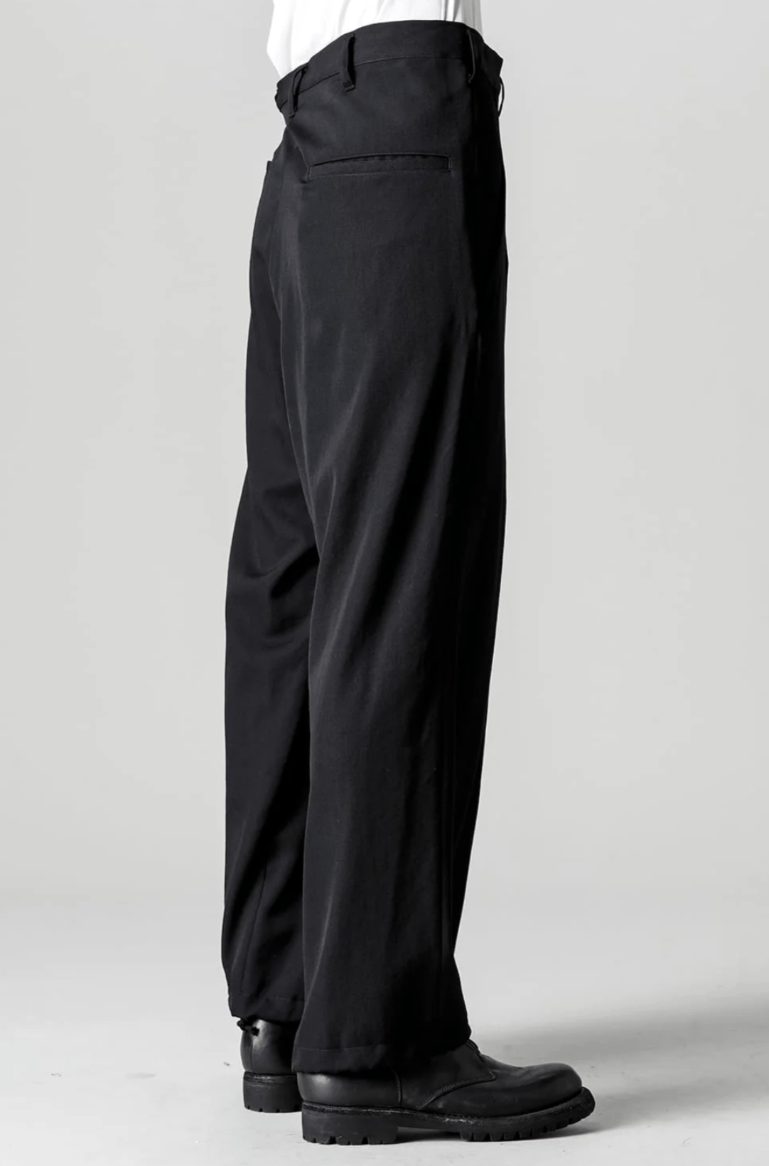 Yohji Yamamoto Yohji Yamamoto Pour Homme - W/GABARDINE Left Tuck Pant Size US 30 / EU 46 - 4 Thumbnail