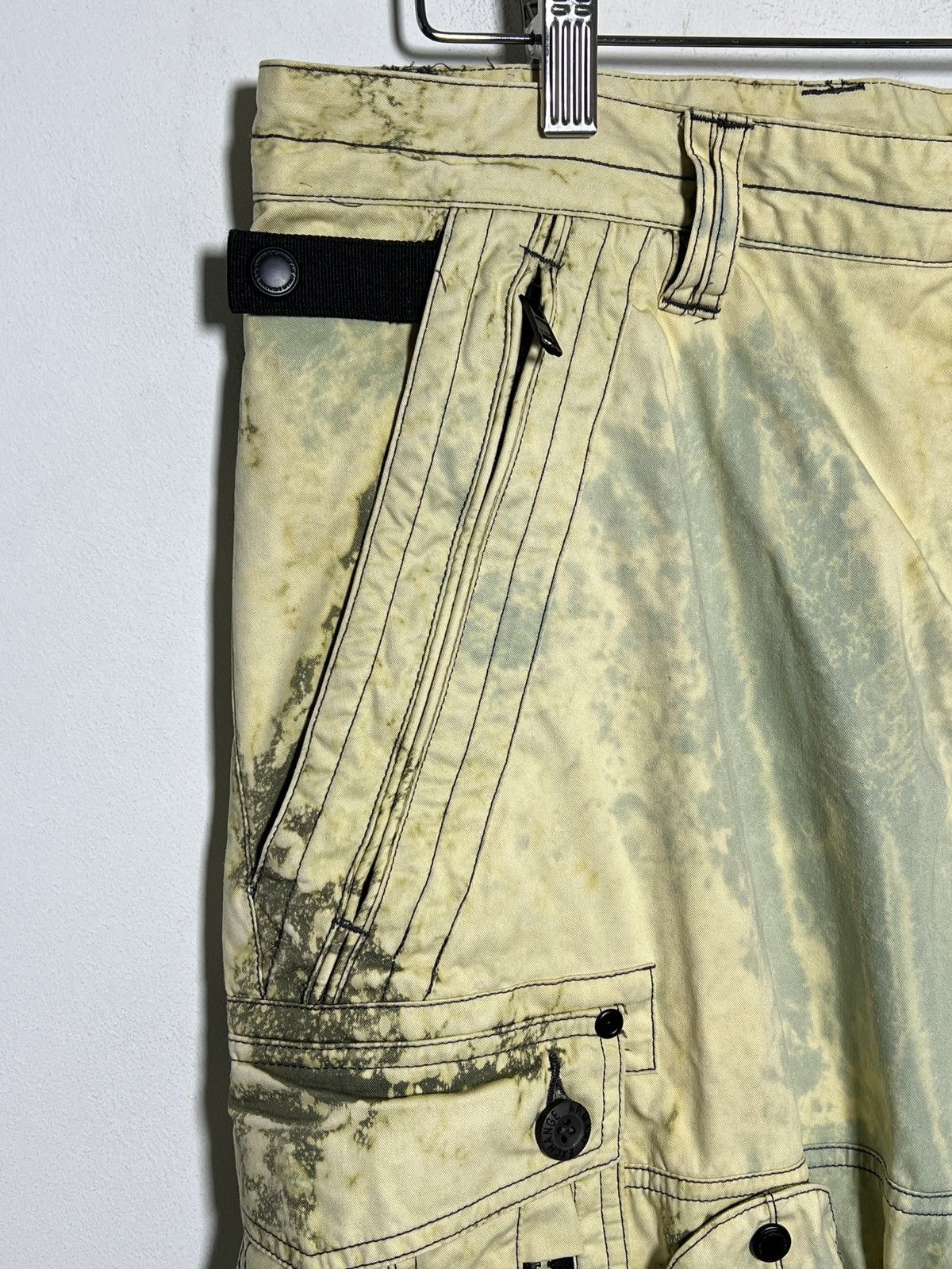 Giorgio Armani giorgio armani tie dye cargo camo multipocket army pants Size US 33 - 8 Thumbnail