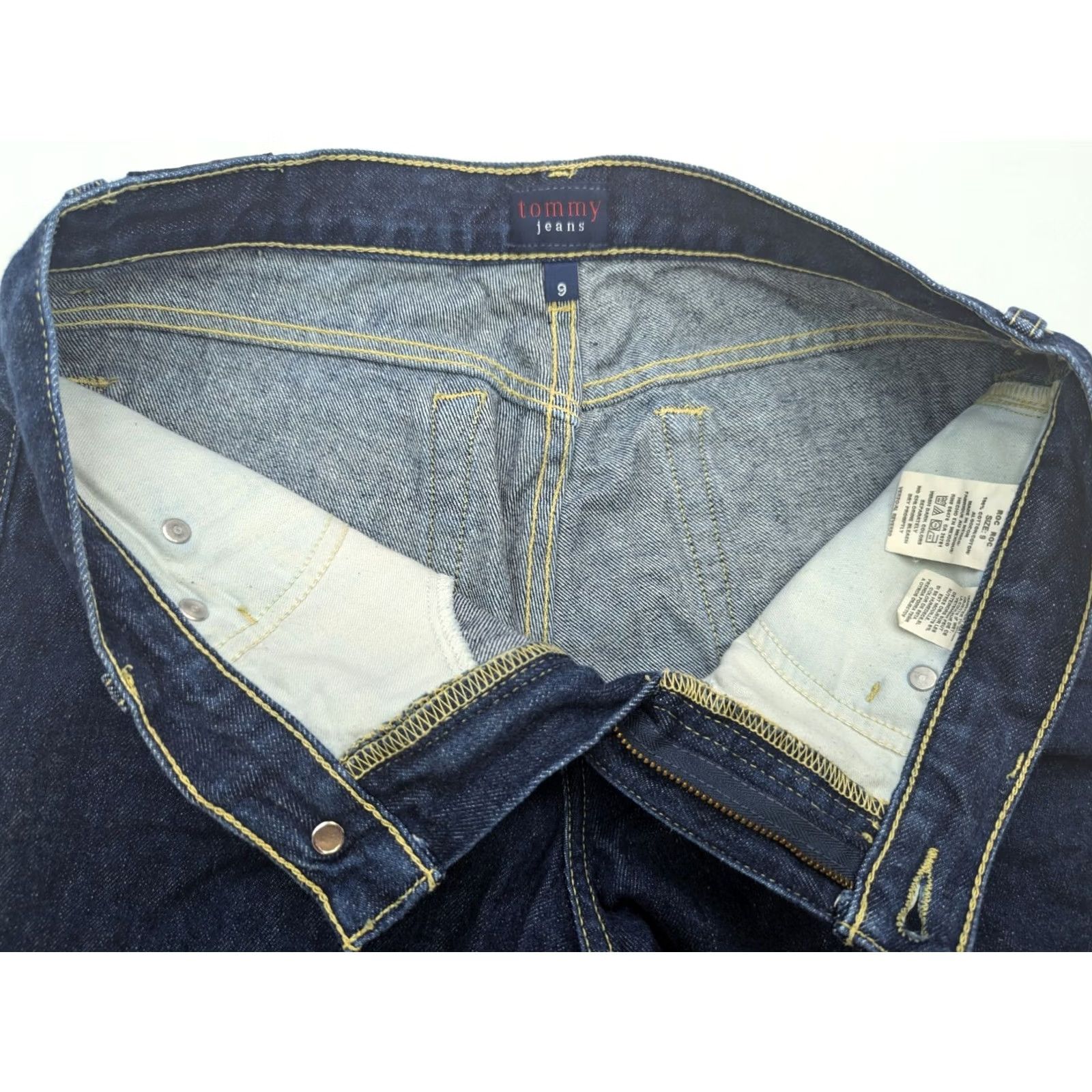 Tommy Hilfiger VINTAGE Tommy Hilfiger Jeans Women 9 (30x31) Straight Leg Flag Denim Roc Roc 081205 Size 30" / US 8 / IT 44 - 7 Thumbnail