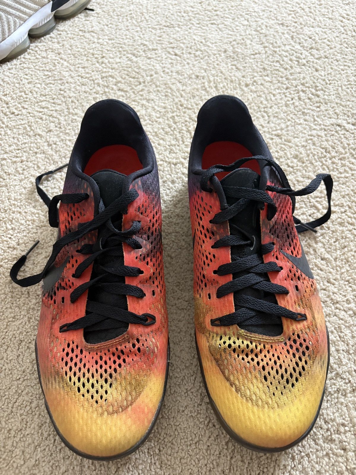 Nike Nike Kobe 11 Sunset Size US 10.5 / EU 43-44 - 3 Thumbnail