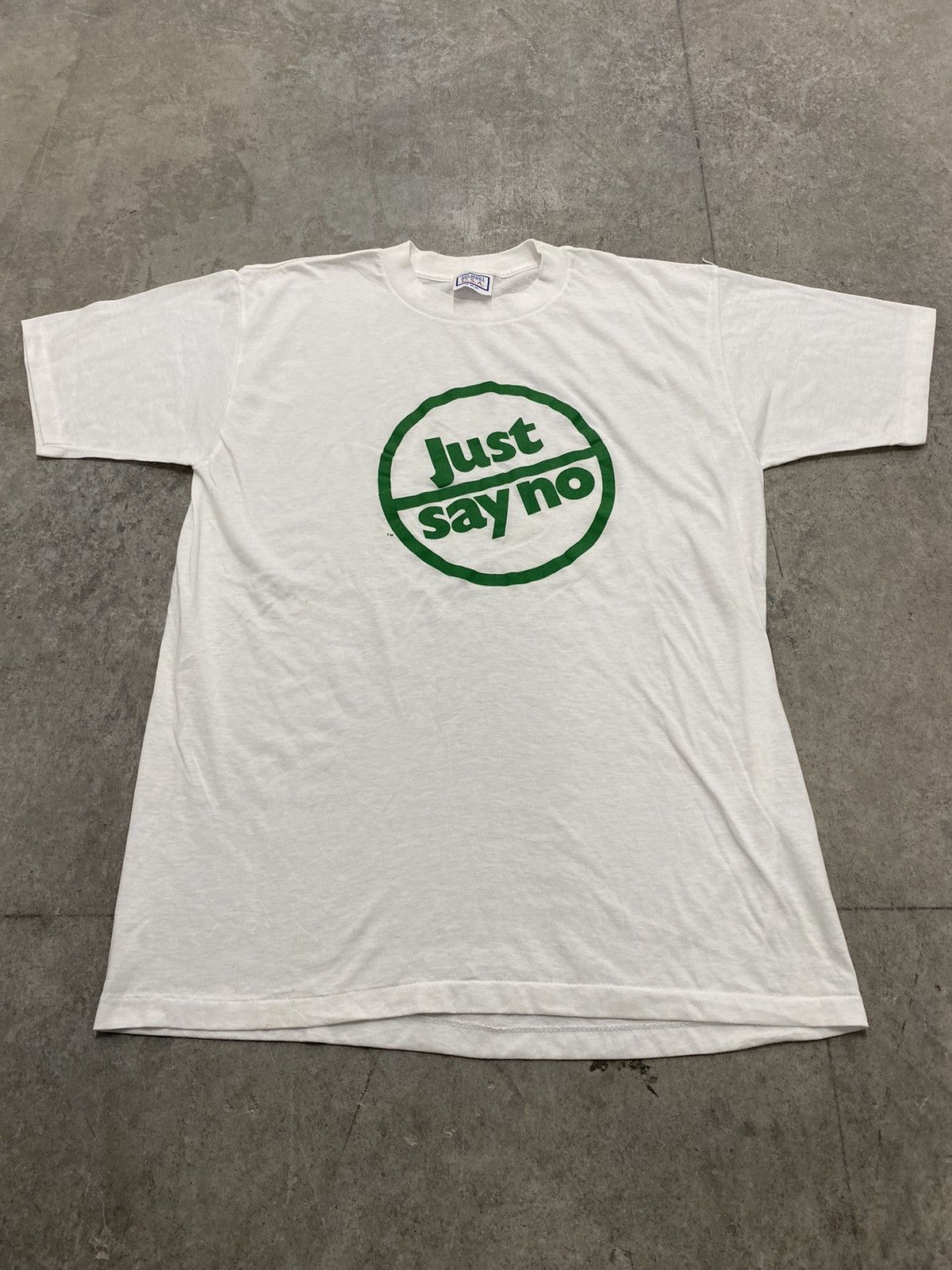 D.A.R.E × Vintage Rare Vintage 80s just say no drugs dare promo t shirt Size US XL / EU 56 / 4 - 1 Thumbnail