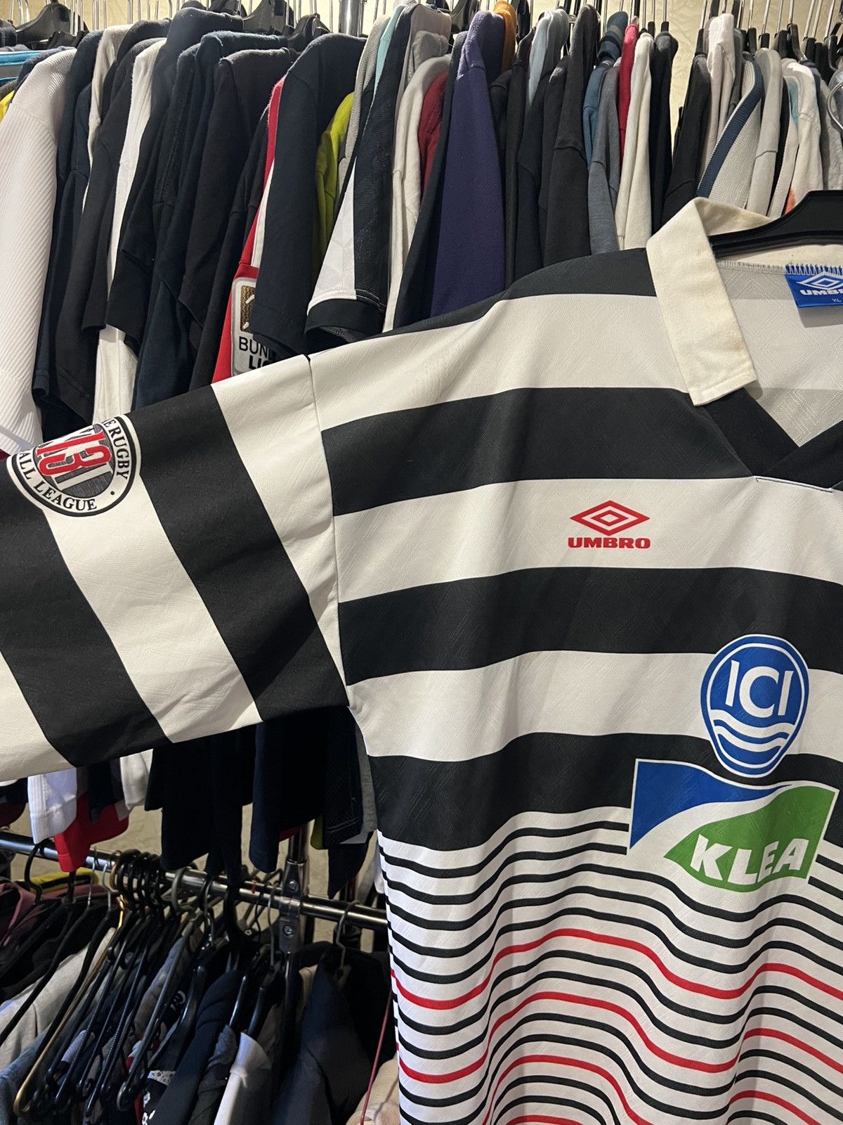 Umbro × Vintage 1993 UMBRO WIDNES RUGBY RLFC TEAM HOME RUGBY SHIRT AOP SZ XL Size US XL / EU 56 / 4 - 5 Thumbnail
