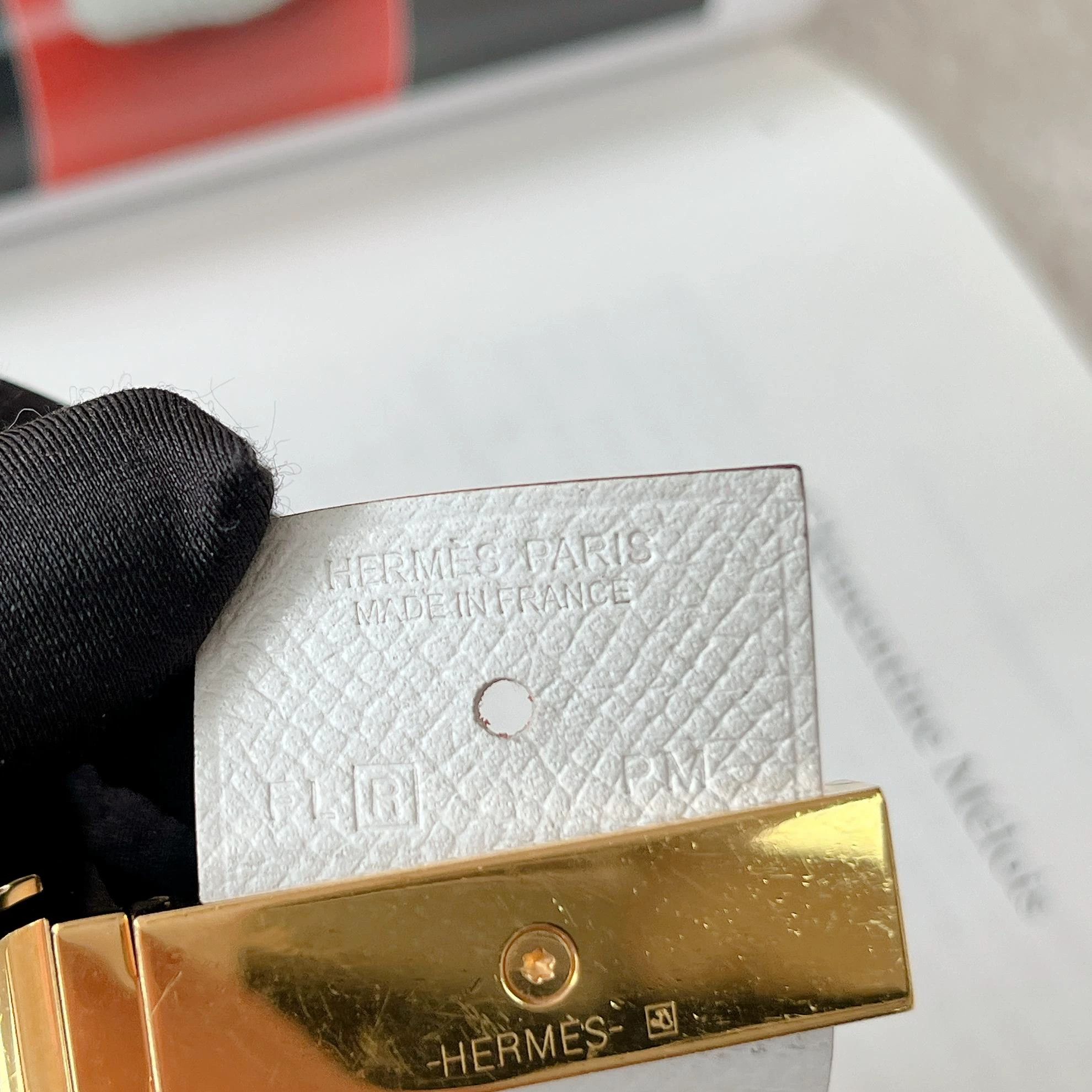 Hermes Hermes Red Bracelet R Stamp 9723 Size ONE SIZE - 6 Thumbnail