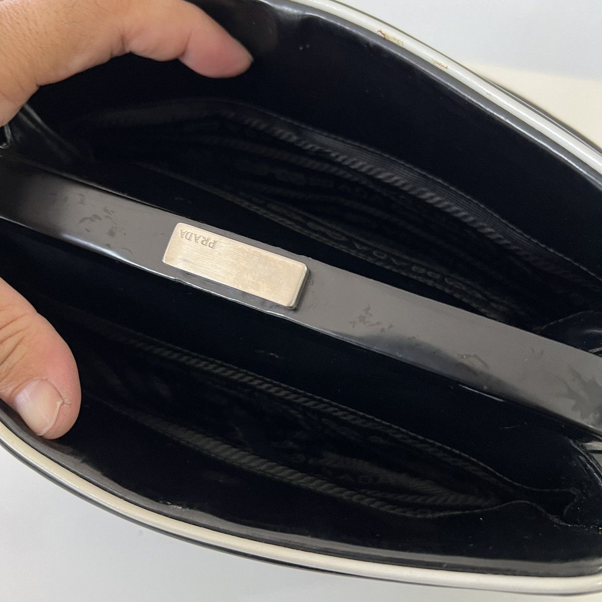 Prada Prada patent logo small bag Size ONE SIZE - 10 Thumbnail