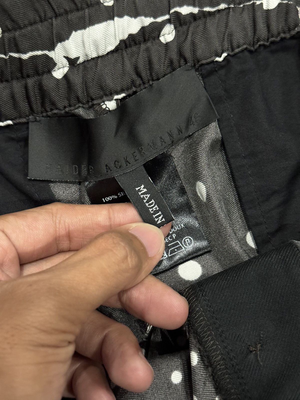 Haider Ackermann Haider Ackermann Black Gaspeite Trousers Size US 30 / EU 46 - 11 Thumbnail
