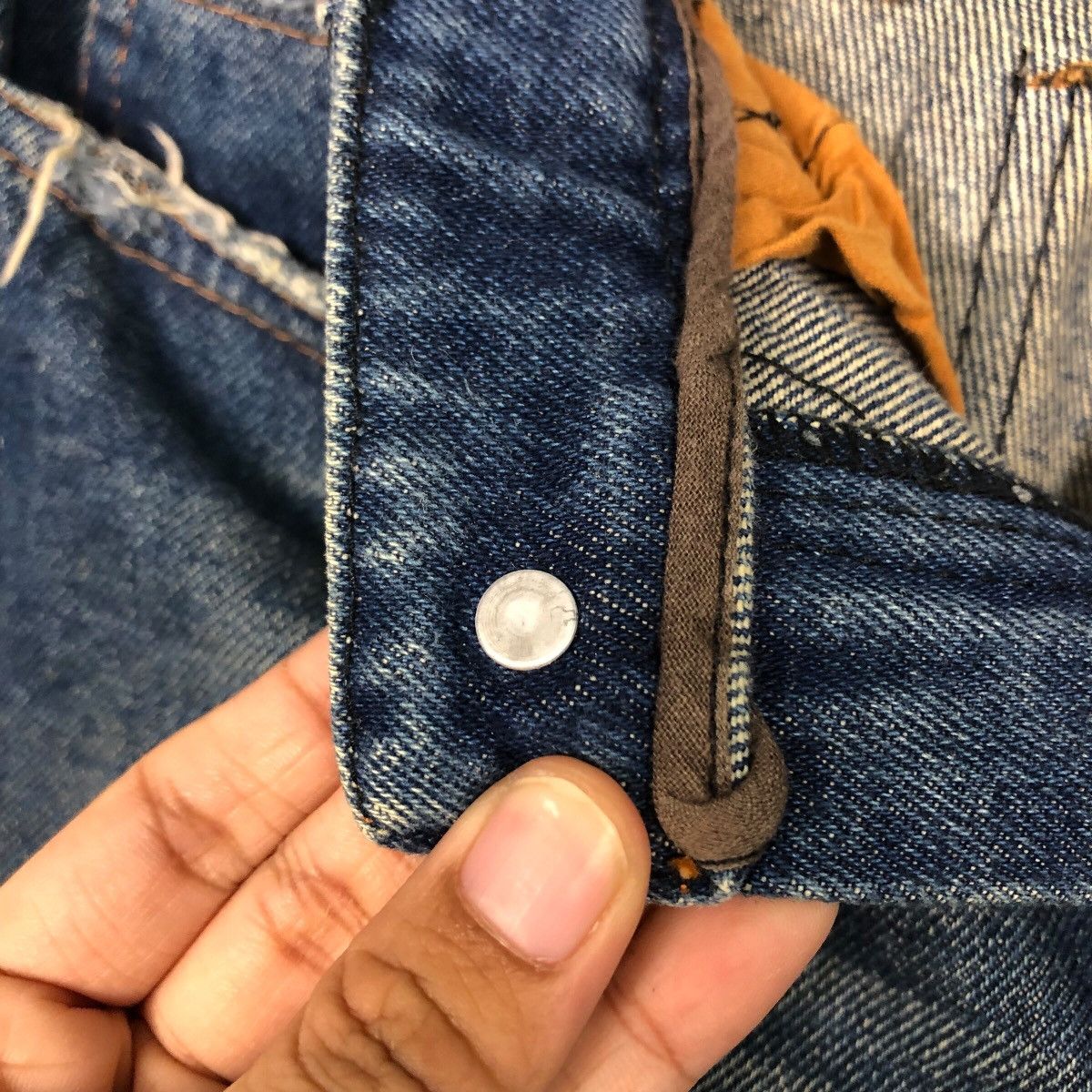 Japanese Brand GGDB Classic Straight-Cut Jeans – Vintage Whisker Wash Size 28" / US 6 / IT 42 - 21 Thumbnail