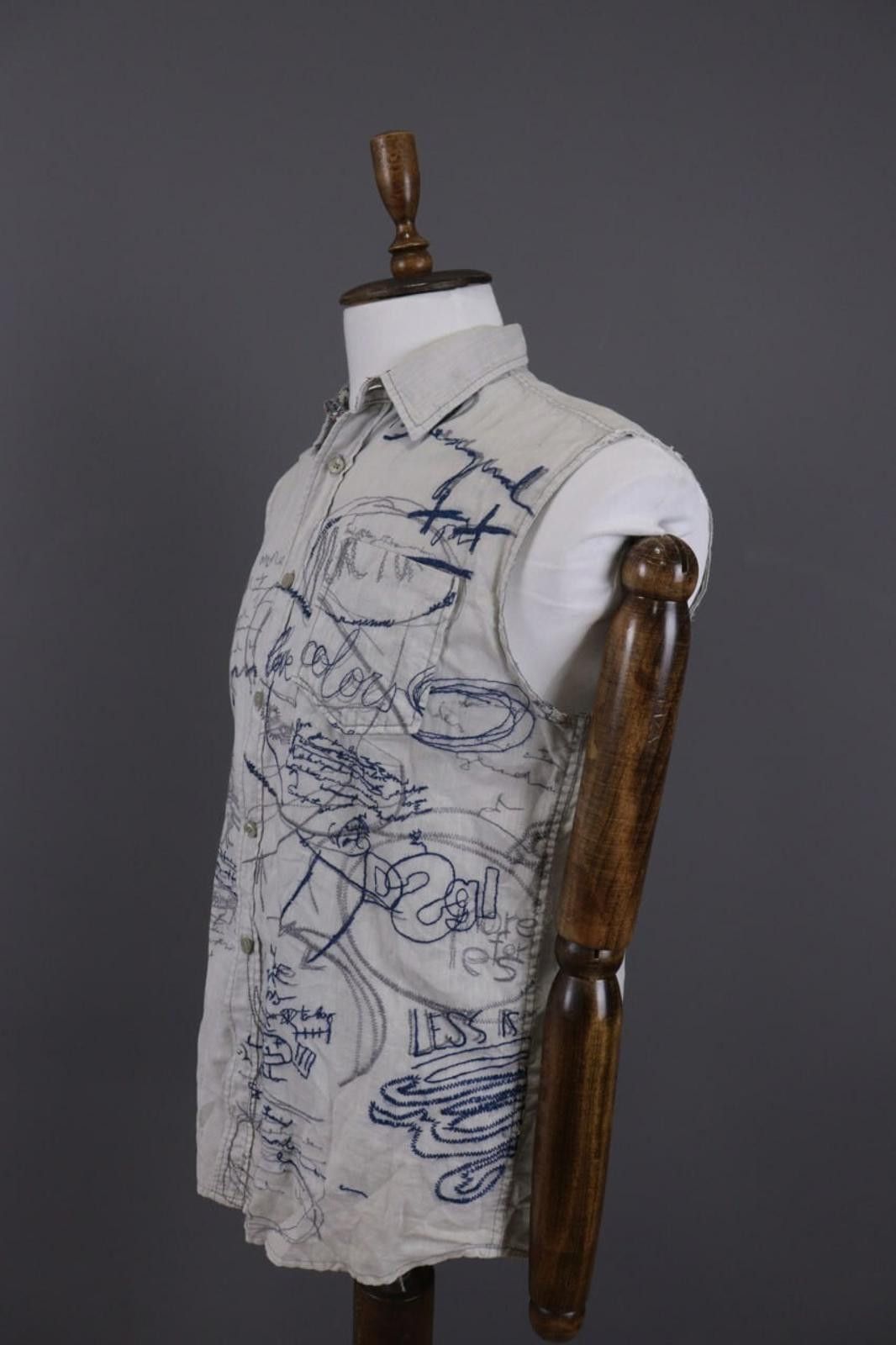 Desigual Desigual Gray Printed Art Big Logo Down Shirt Size M Size US M / EU 48-50 / 2 - 8 Thumbnail