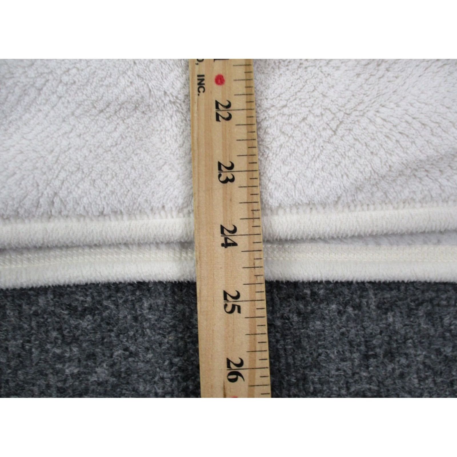 Patagonia Patagonia Jacket Womens L White Snap T Sweater Outdoor Hiking Camping 25442 Size L / US 10 / IT 46 - 4 Thumbnail
