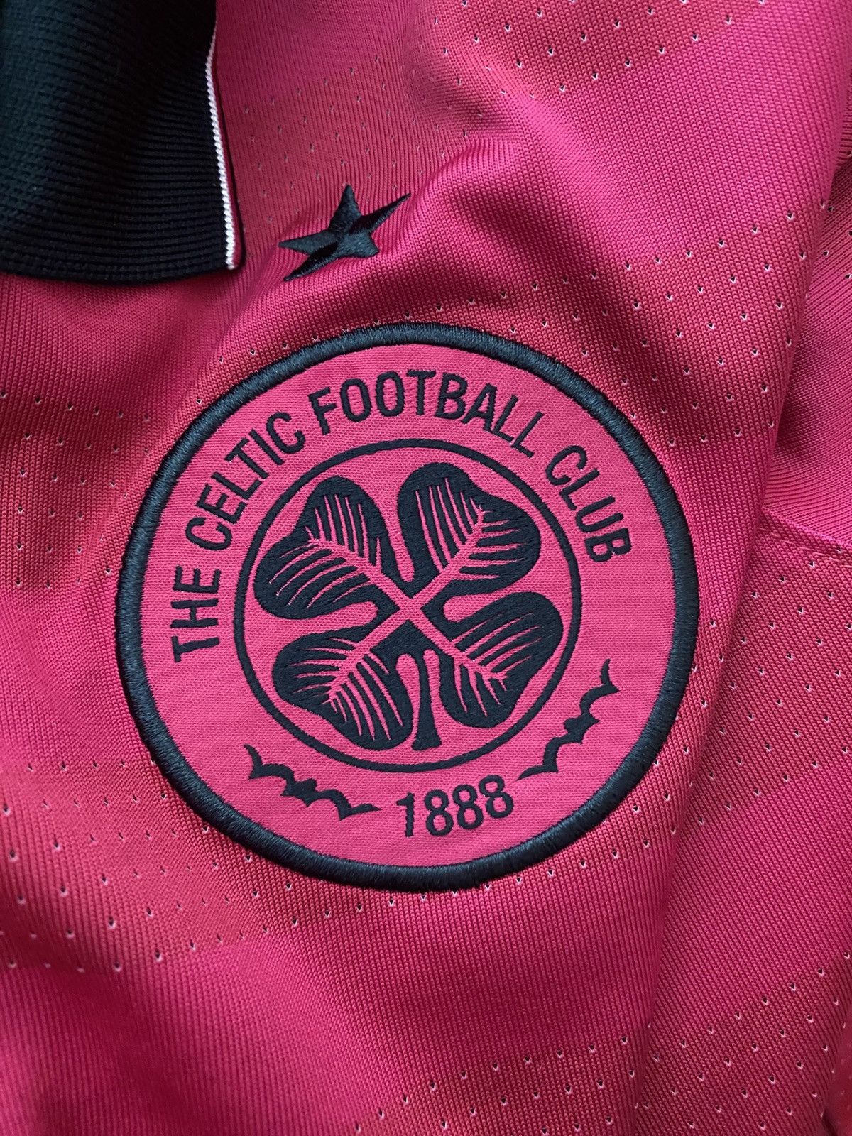 New Balance New Balance x Celtic Third Kit 2016 2017 16/17 football Size US XXL / EU 58 / 5 - 16 Thumbnail