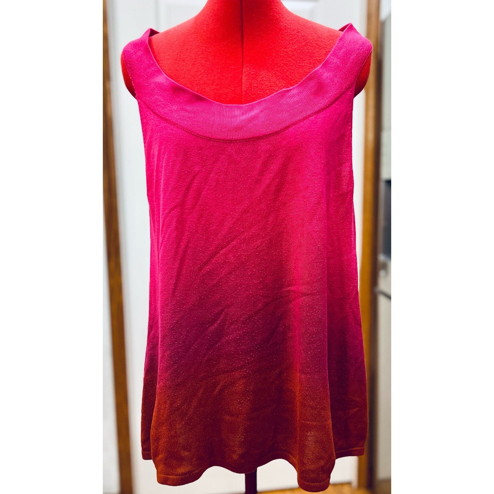 Other New York & Company ombre pullover sleeveless tunic sweater Size XL / US 12-14 / IT 48-50 - 1 Thumbnail