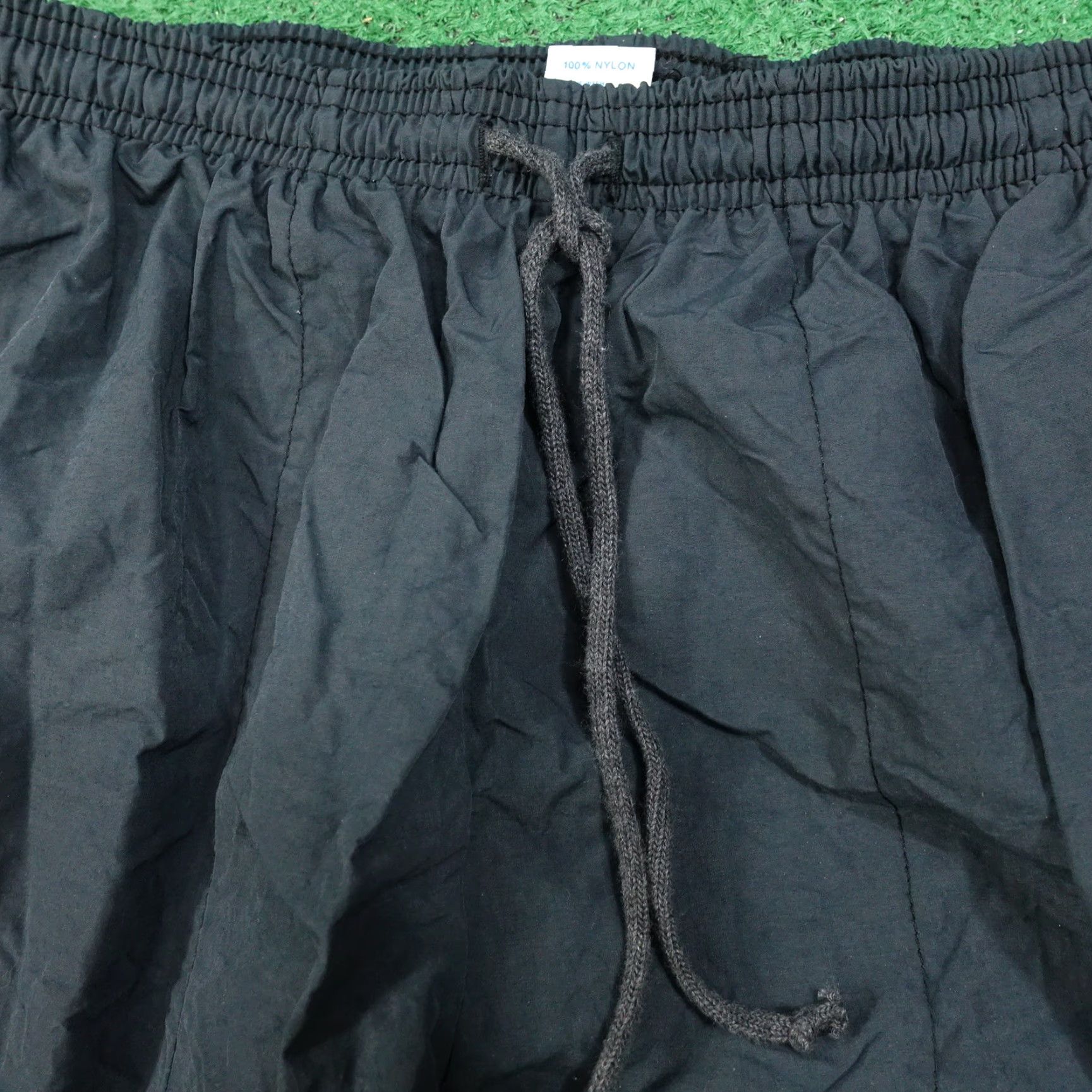 Russell Athletic VINTAGE RUSSELL ATHLETIC USA MADE GREEN SWISHY WINDBREAKER PANTS XL MENS *HEMMED Size US 36 / EU 52 - 4 Thumbnail