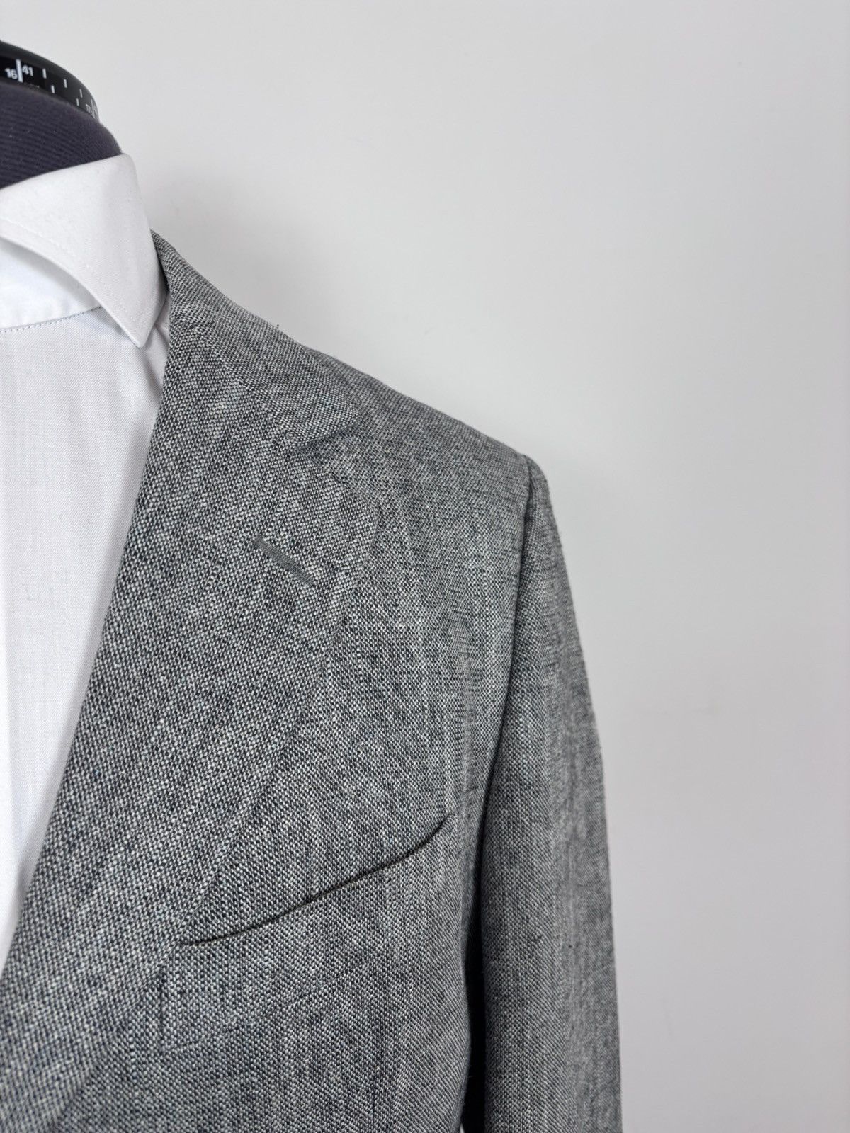 Ermenegildo Zegna Ermenegildo Zegna Soft Grey Textured Silk Blazer Jacket Size 44R - 3 Thumbnail