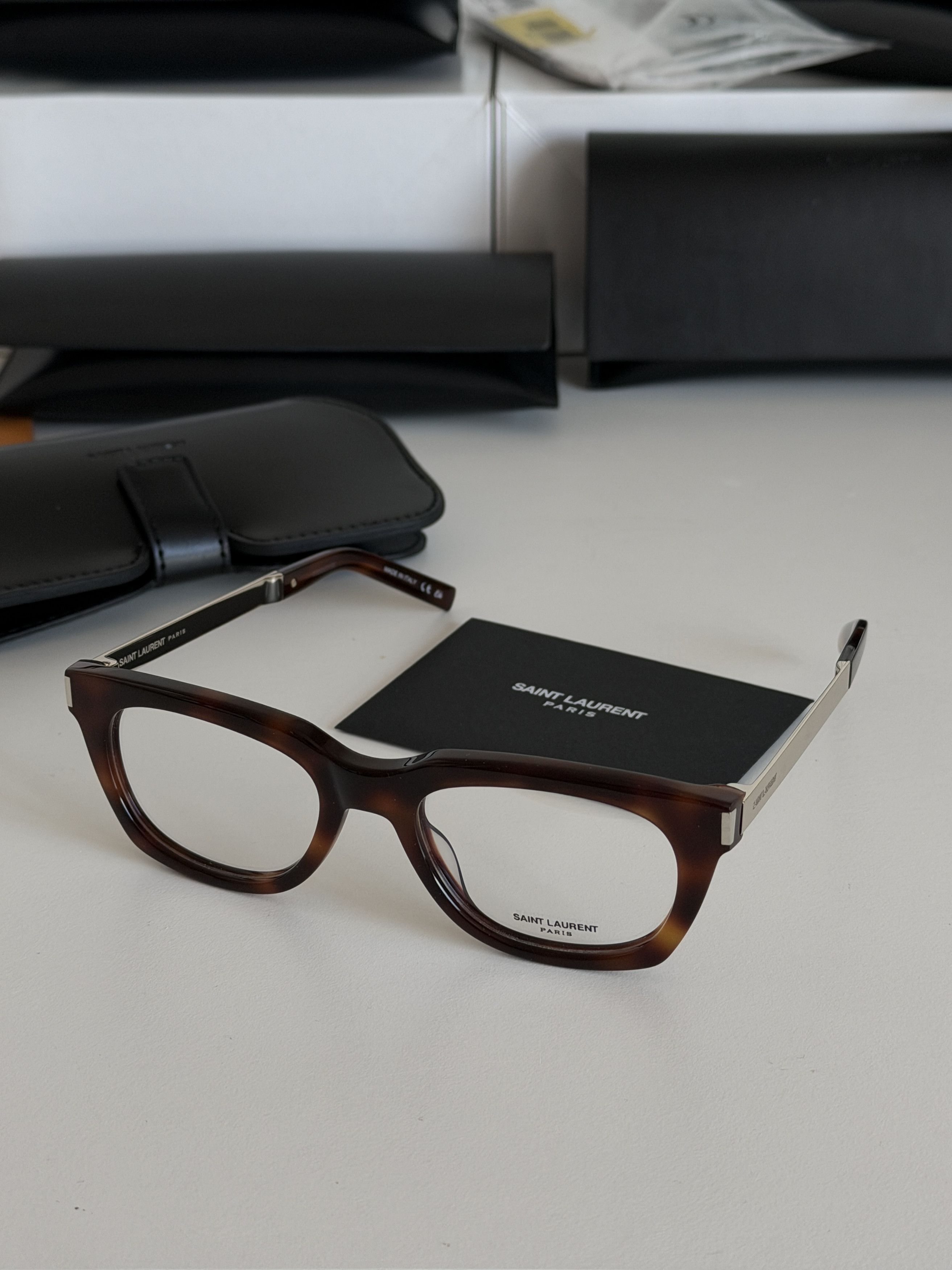 Saint Laurent Paris Saint laurent Glasses Size ONE SIZE - 4 Thumbnail