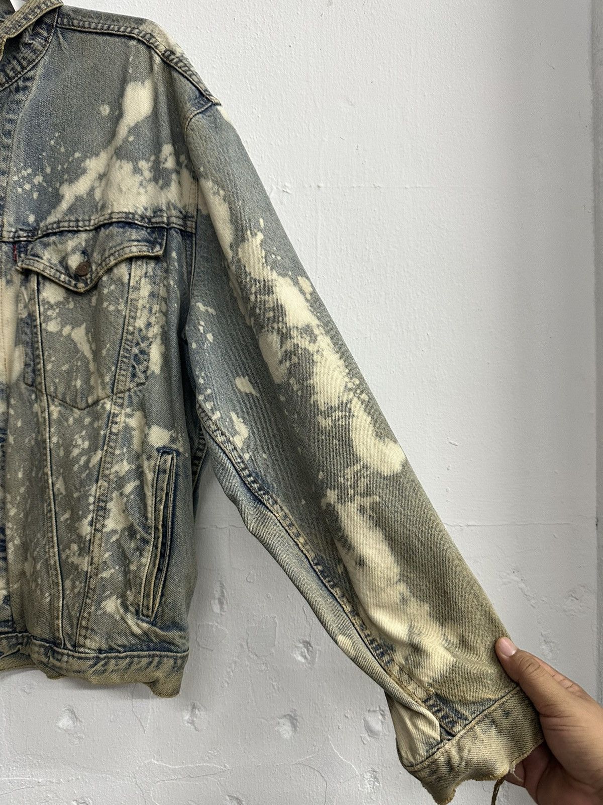 Levi's VTG Distressed Levi's Acid Washed Denim Jacket Size US L / EU 52-54 / 3 - 3 Thumbnail
