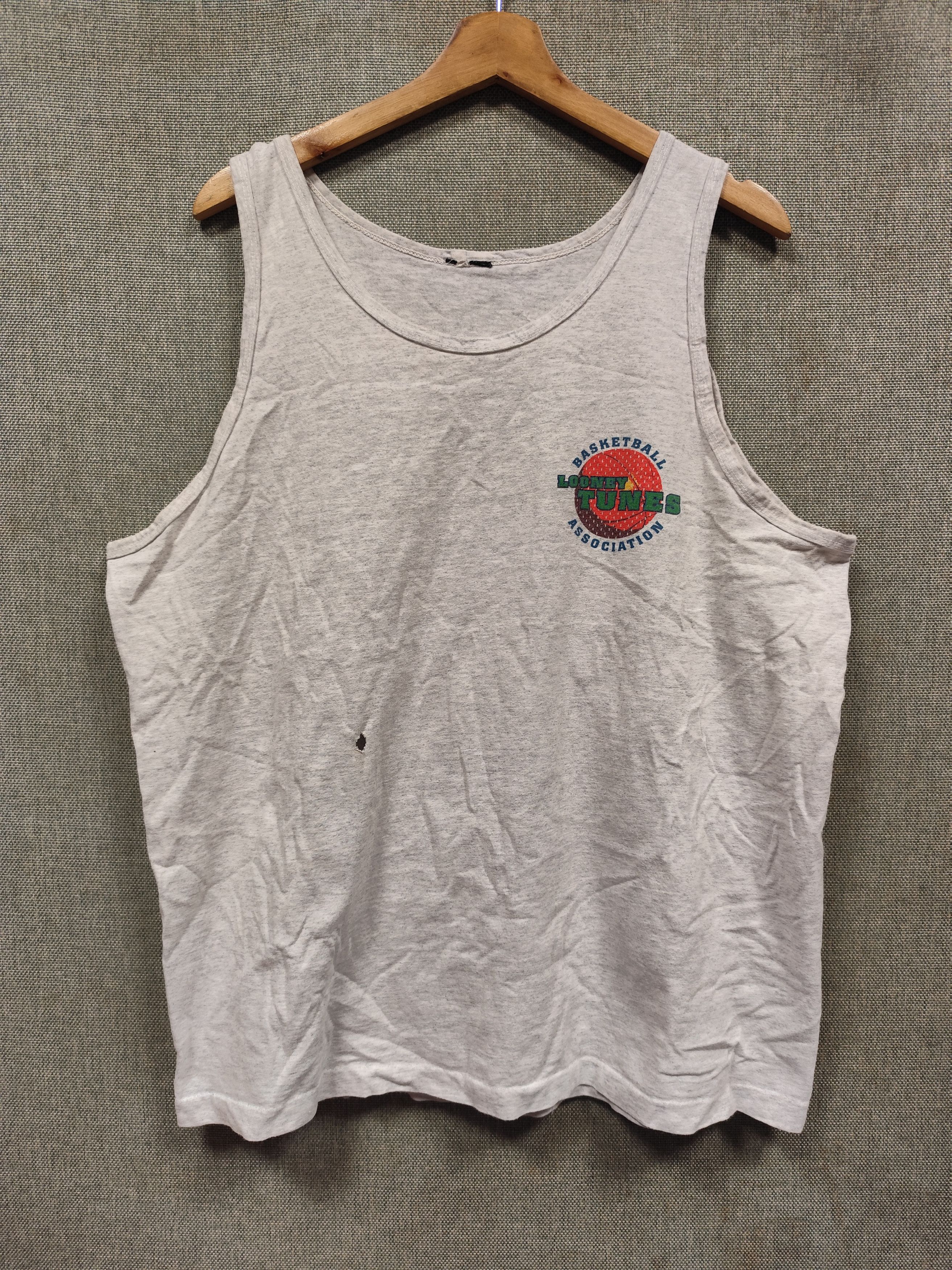 Vintage Vintage 90s tank tops looney tunes space jam Size US XL / EU 56 / 4 - 2 Thumbnail