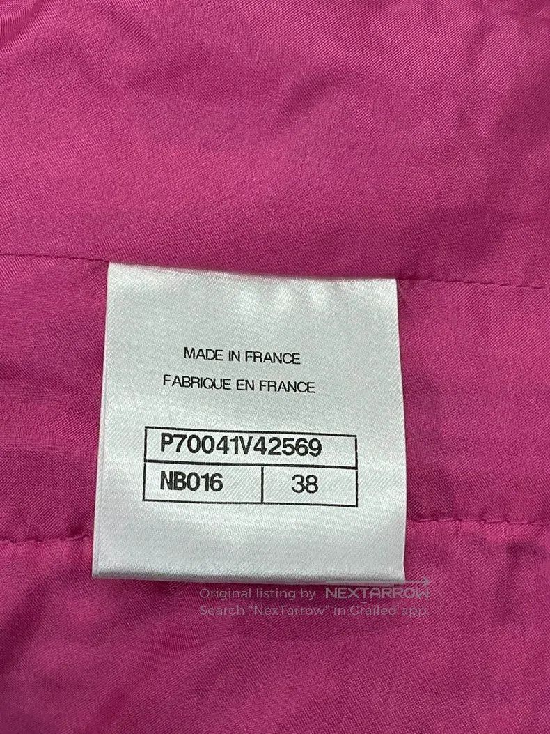 Chanel Chanel Pink V-Neck Knit Jacket. Size US M / EU 48-50 / 2 - 5 Thumbnail