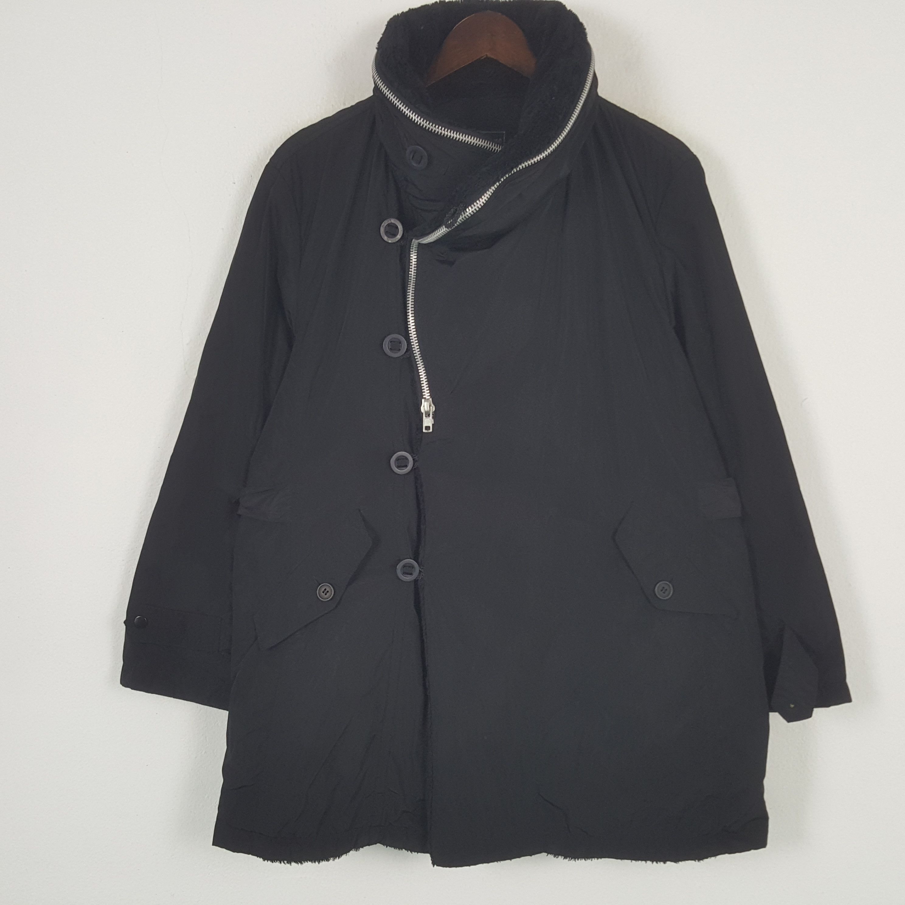 Final Home × Japanese Brand × Vintage Vintage Final Home by Issey Miyake Velvet Winter Jacket Size US S / EU 44-46 / 1 - 1 Thumbnail