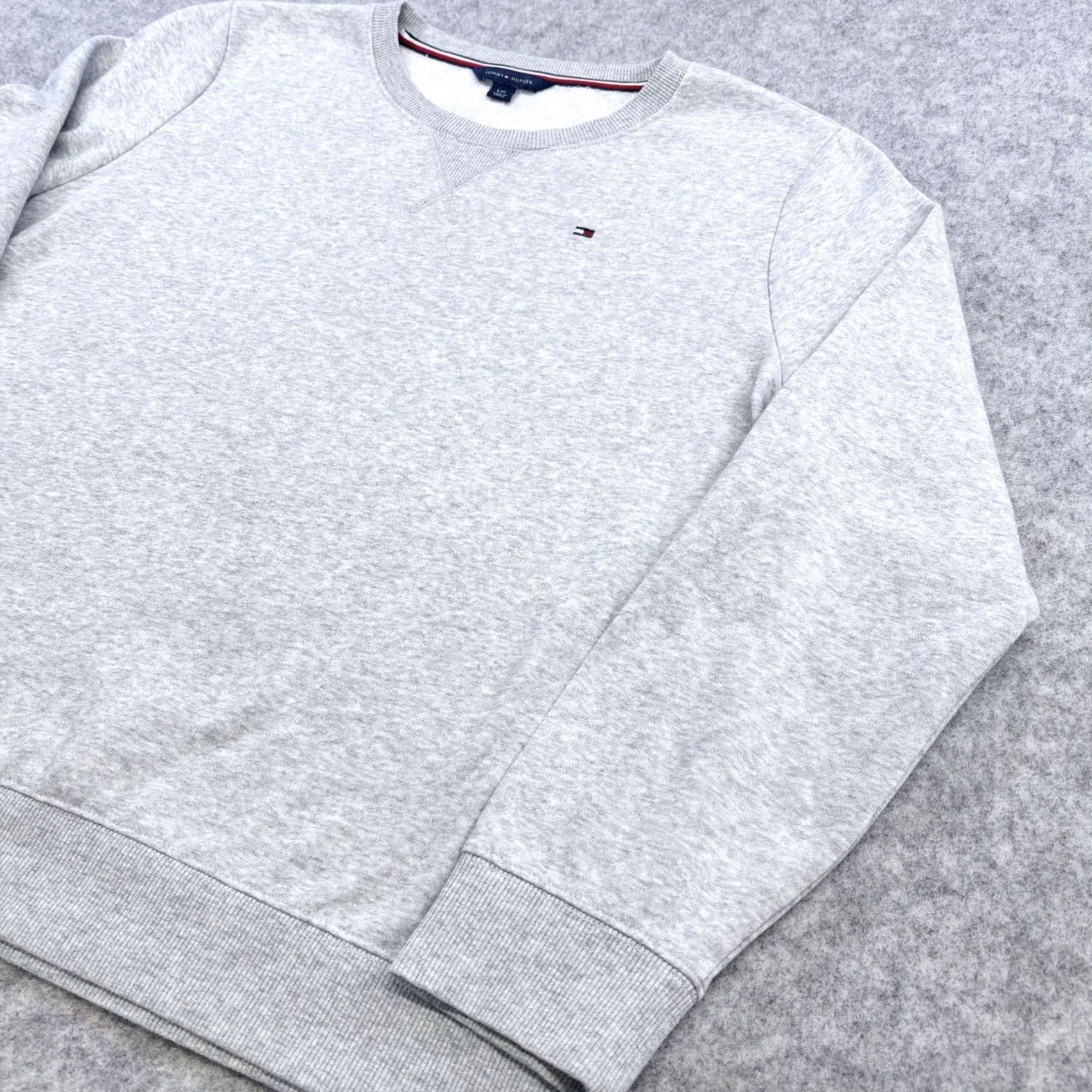 Tommy Hilfiger VINTAGE Tommy Hilfiger Sweatshirt Women’s Grey Round Neck Pullover L Casual, Travel, Winter, Spring, Autumn, Summer, Regular Fit Women Size L / US 10 / IT 46 - 3 Thumbnail
