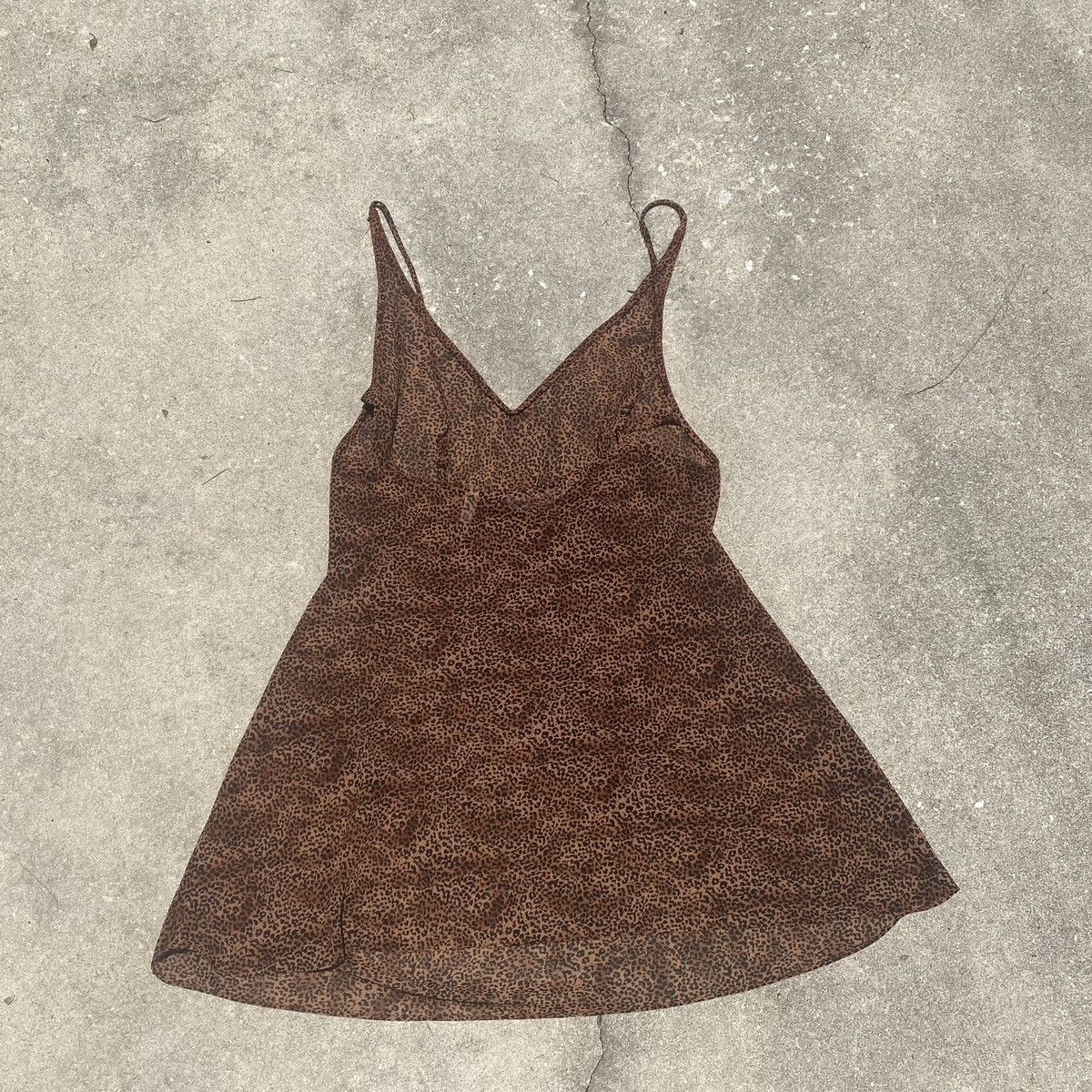 Victoria's Secret Vintage Victoria’s Secret Leopard Print Mini Slip Dress Size M / US 6-8 / IT 42-44 - 4 Thumbnail