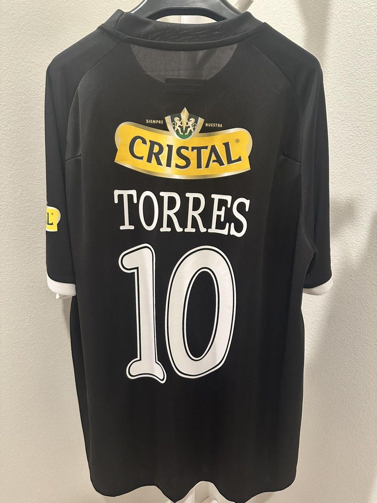 Umbro 2011 Colo-Colo Macnelly Torres Soccer Jersey Size US XL / EU 56 / 4 - 1 Thumbnail