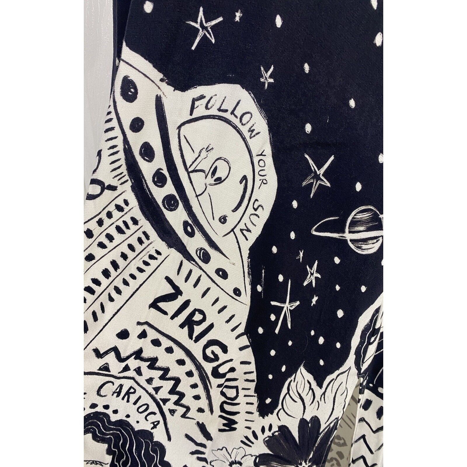 Farm Rio Farm Rio Maxi Dress V-Neck Black White Alien UFO Tropical Size S / US 4 / IT 40 - 2 Thumbnail