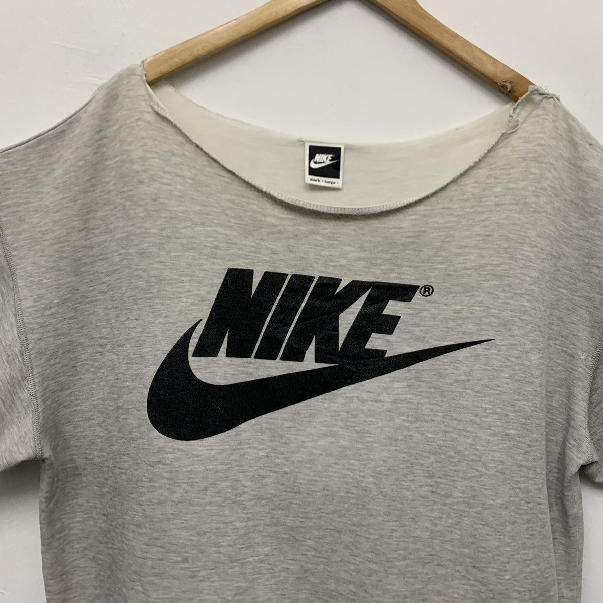 Nike Vintage 80s Nike Cropped Top T-shirt Size L / US 10 / IT 46 - 3 Thumbnail