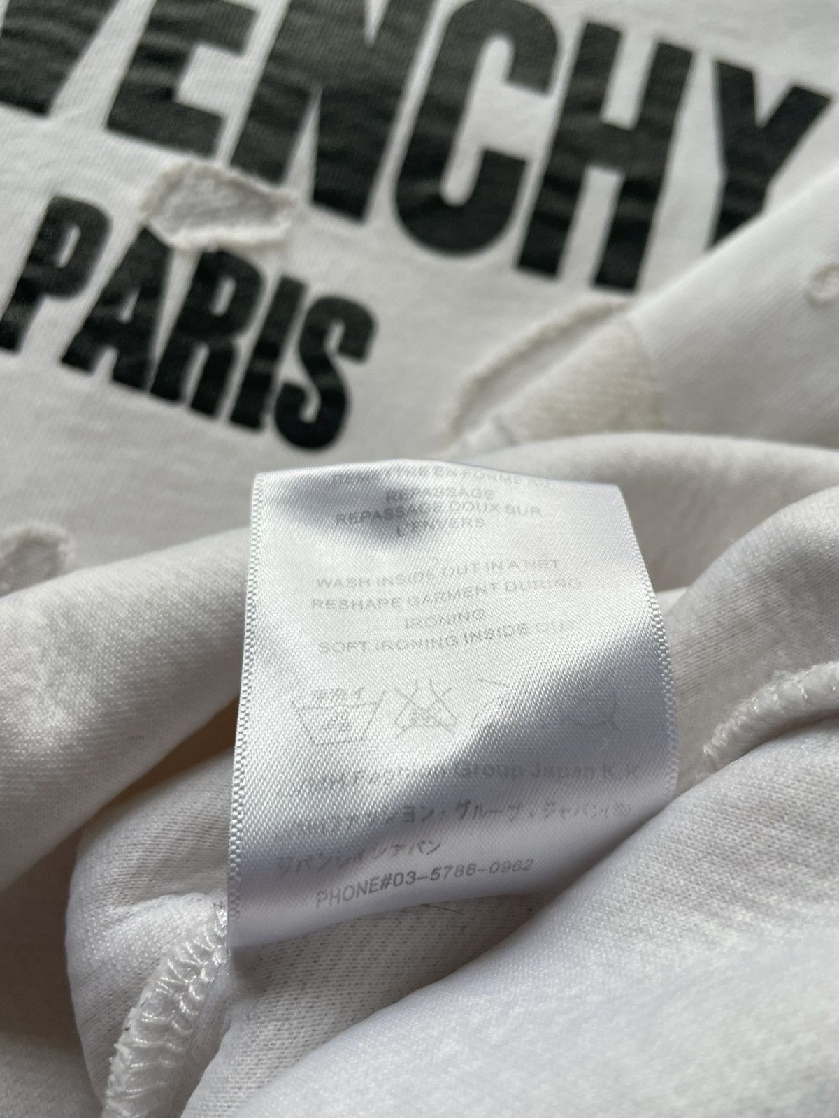 Givenchy Givenchy Paris Destroyed White Sweatshirt Size US S / EU 44-46 / 1 - 12 Thumbnail