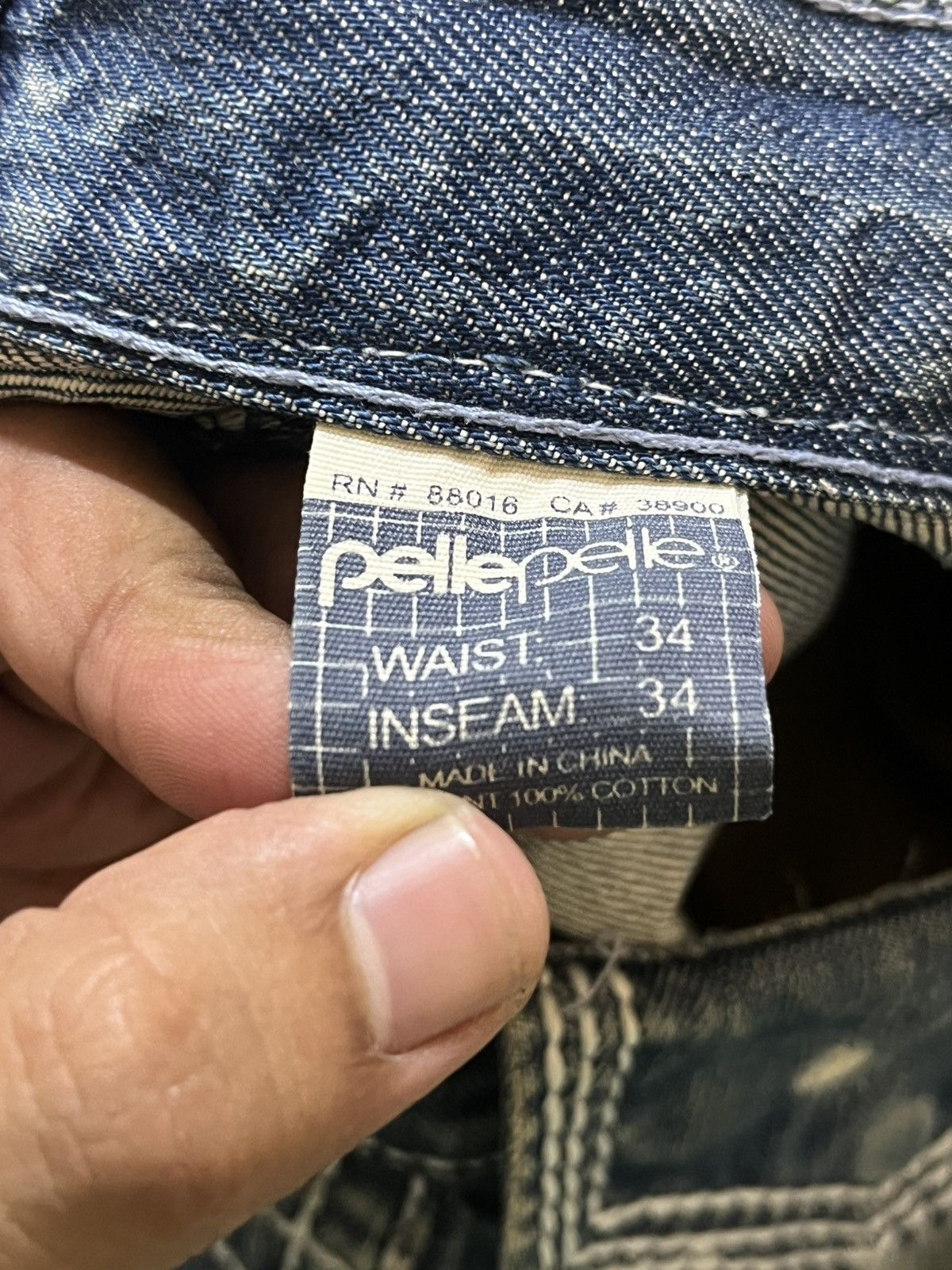 Pelle Pelle Vintage Pelle Pelle Ripped Distressed Denim Size US 35 - 11 Thumbnail