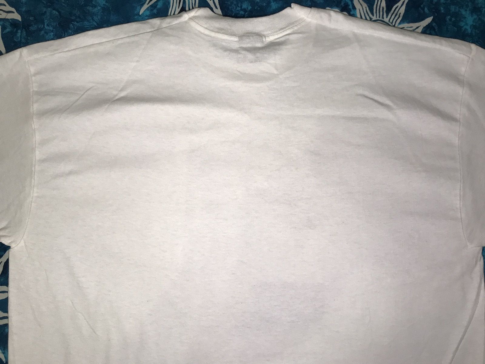 Other Vintage Y2K 90s NIVEA Sensitive Souls Screen Stars T-shirt Size US XL / EU 56 / 4 - 7 Thumbnail