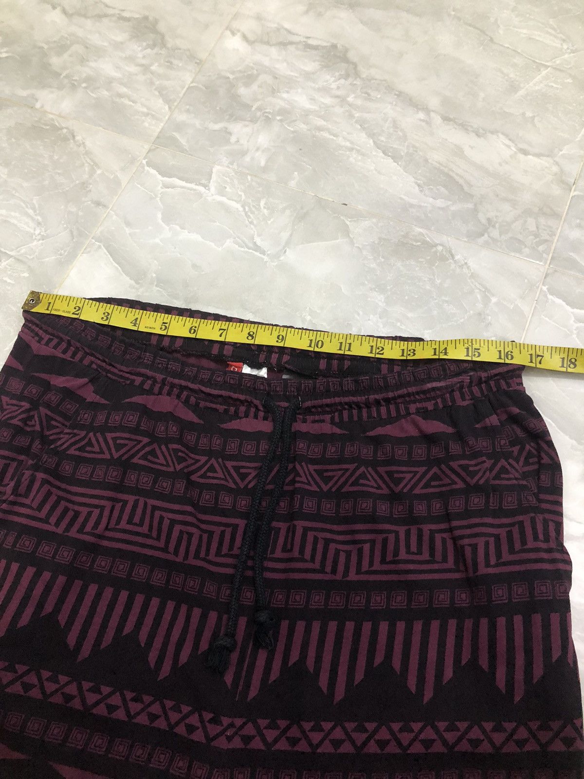 Divided Divided by H&M Tribal Knit Joggers Maroon Black Y2K Size US 33 - 9 Thumbnail