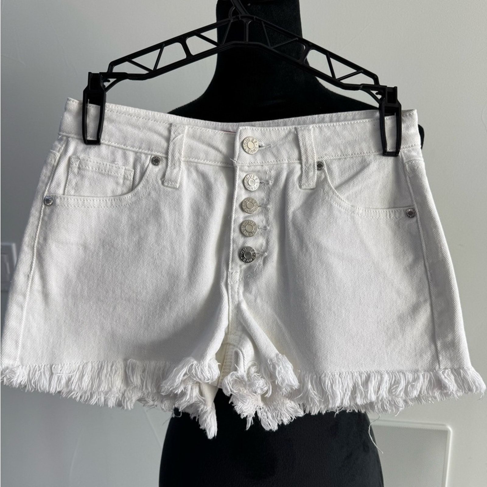 Guess Guess White Frayed Jean Shorts size 24 Size 24" / US 00 / IT 34 - 1 Thumbnail