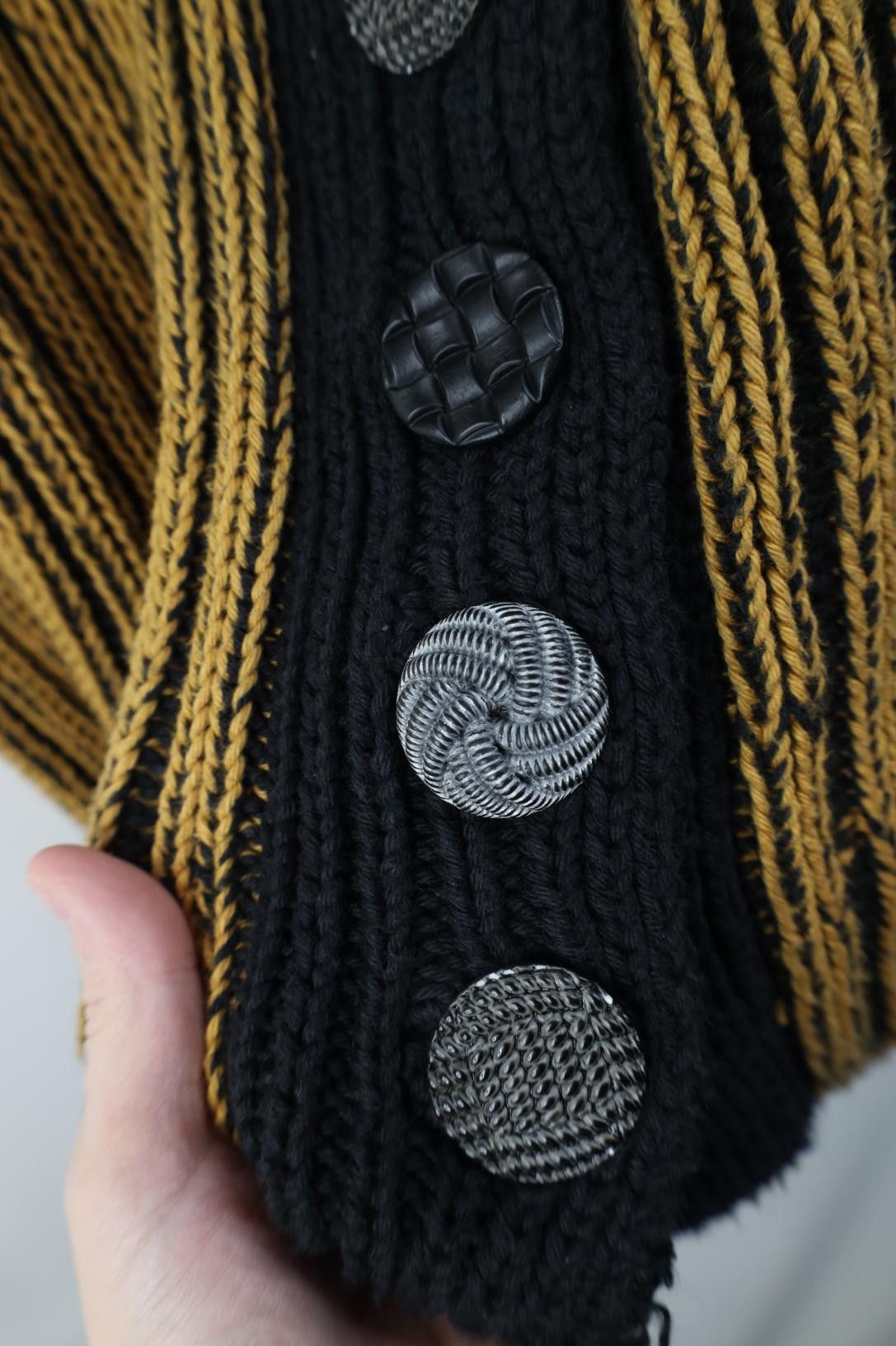 Vintage Vintage 90s Streetwear Hand Knit Ribbed Cardigan Sweater Size M / US 6-8 / IT 42-44 - 4 Thumbnail