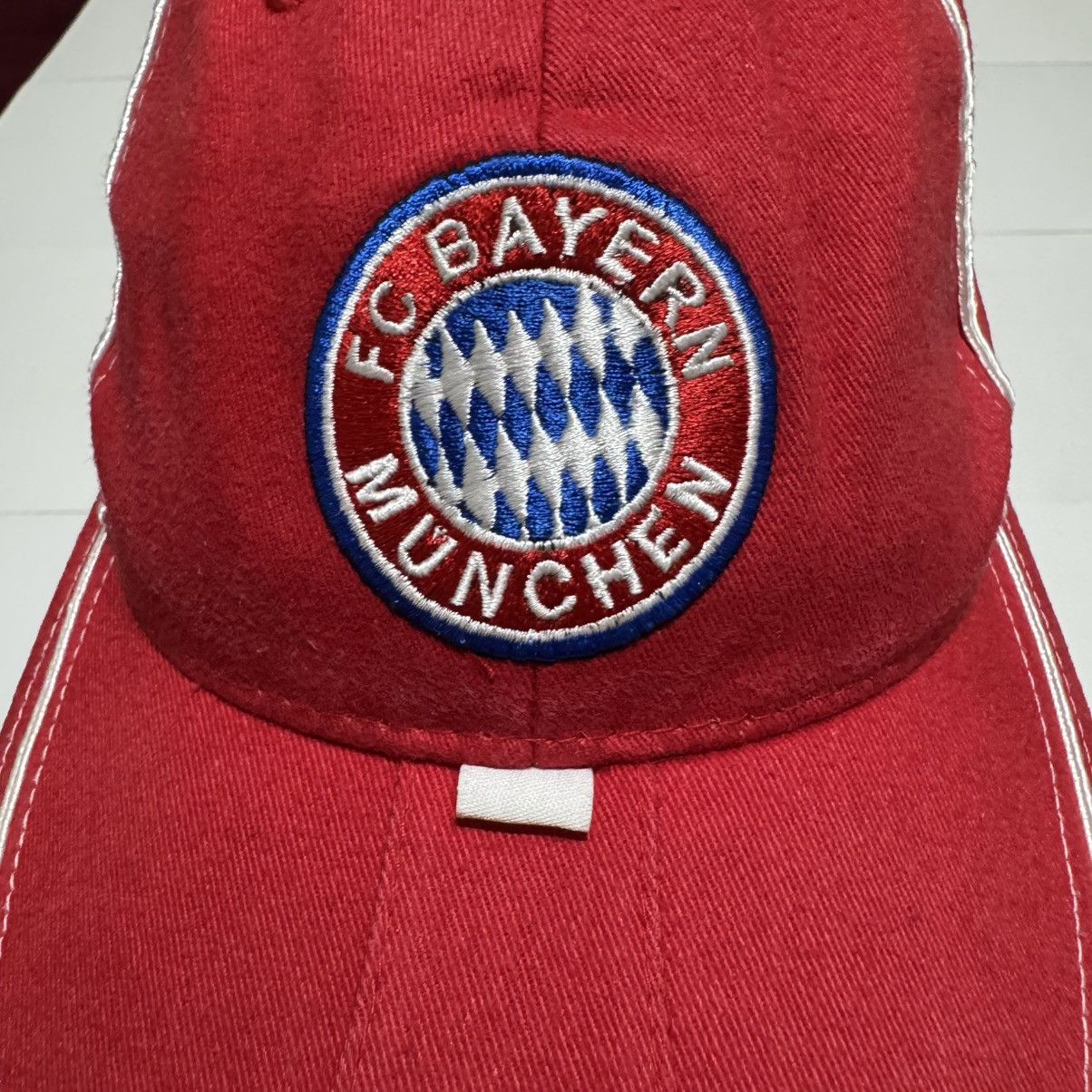 Other FC Bayern Munchen Red Hat Snapback Football Soccer Cap Size ONE SIZE - 2 Thumbnail