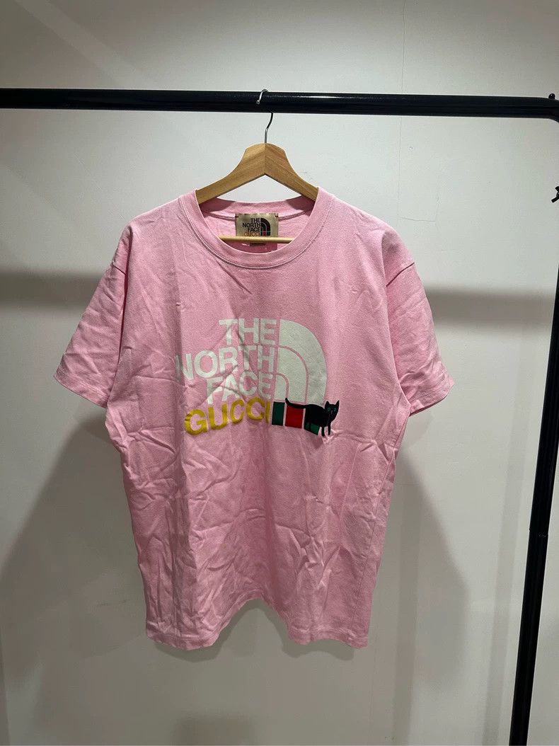 Gucci Gucci The North Face co-branded pink animal pattern large l Size US S / EU 44-46 / 1 - 1 Thumbnail