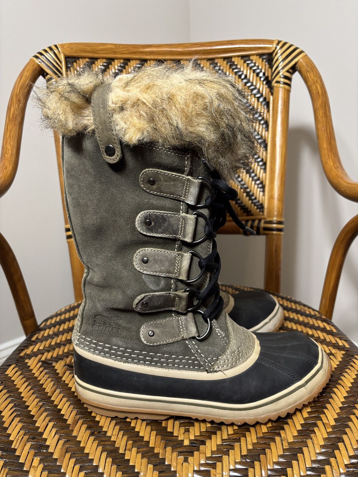 SOREL Sorel Joan Of Arctic Waterproof Fur Snow Boots NL1540-383 8 Size US 8 / IT 38 - 3 Thumbnail