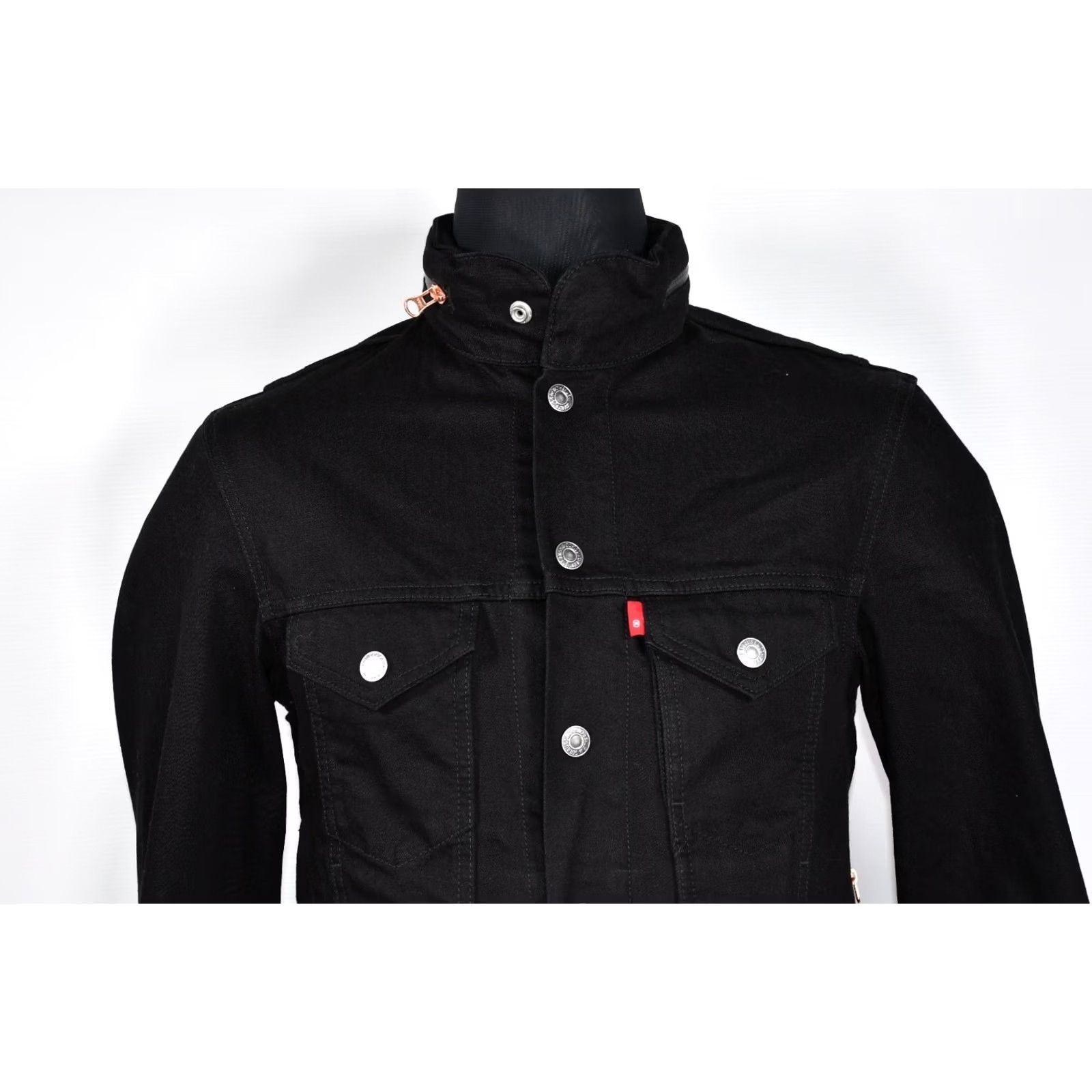 Levi's LEVI'S Commuter Reflective Denim Trucker Jacket Men's S Black COTTON 89%COTTON 9%POLYAMIDE 2%ELASTANE Reflective Hooded Casual 2010s? 90s? (adjusted) Size US S / EU 44-46 / 1 - 4 Thumbnail