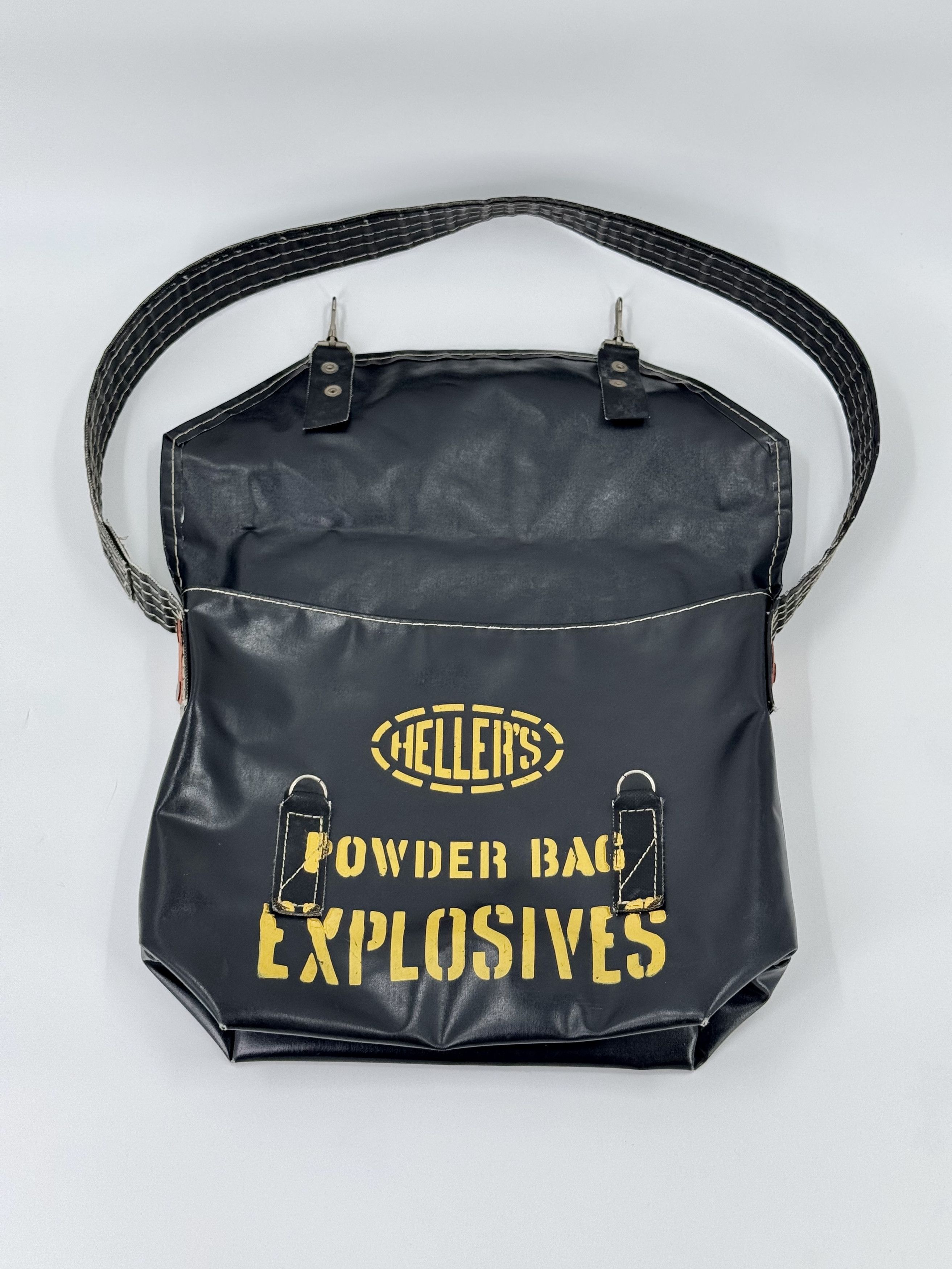 Heller's Cafe × Warehouse × Warehouse & Co. Heller's Cafe x Warehouse Japan WWII Powder Bag Shoulder Size ONE SIZE - 2 Thumbnail